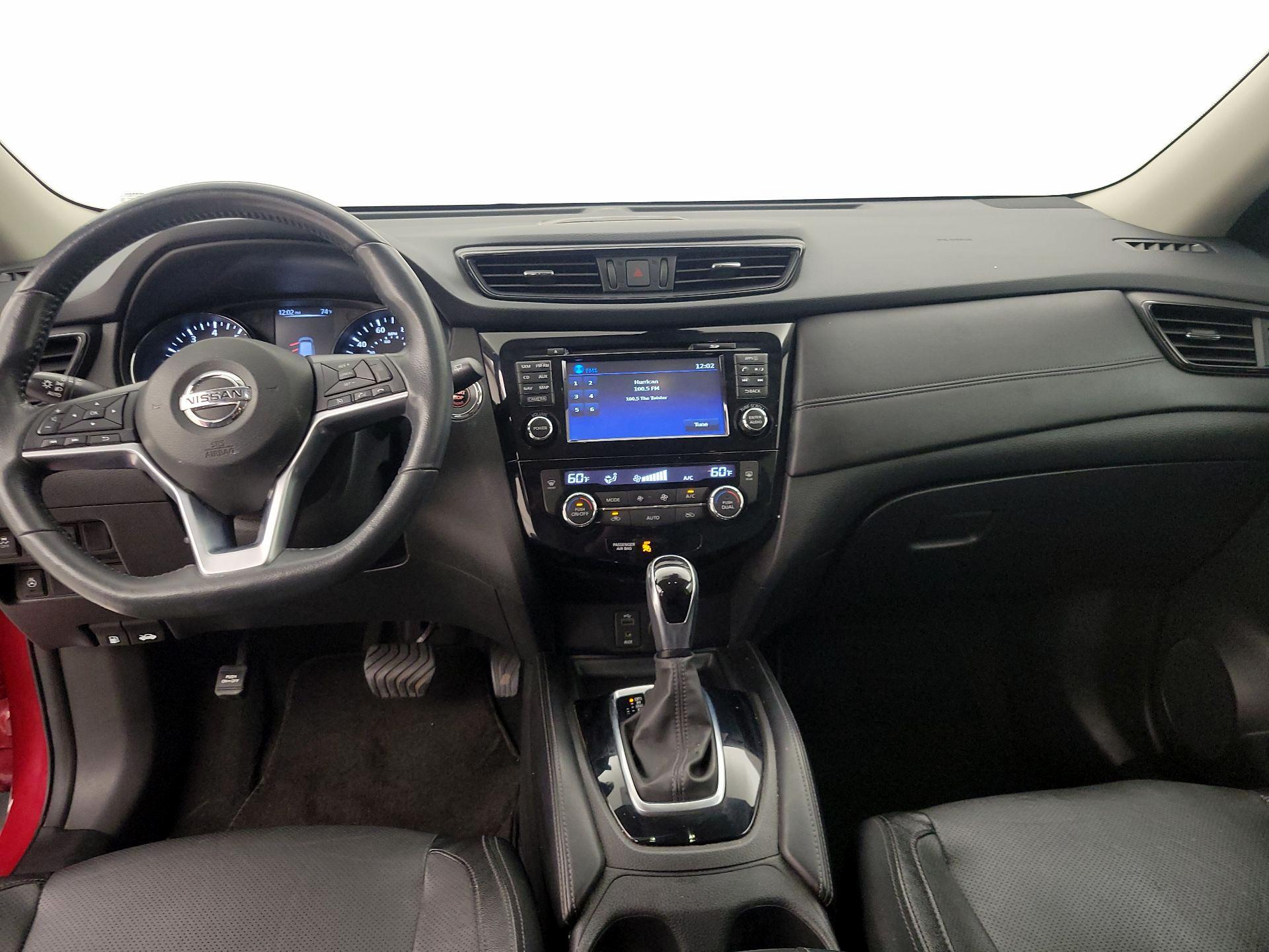 Thumbnail: 2017 Nissan Rogue - 9