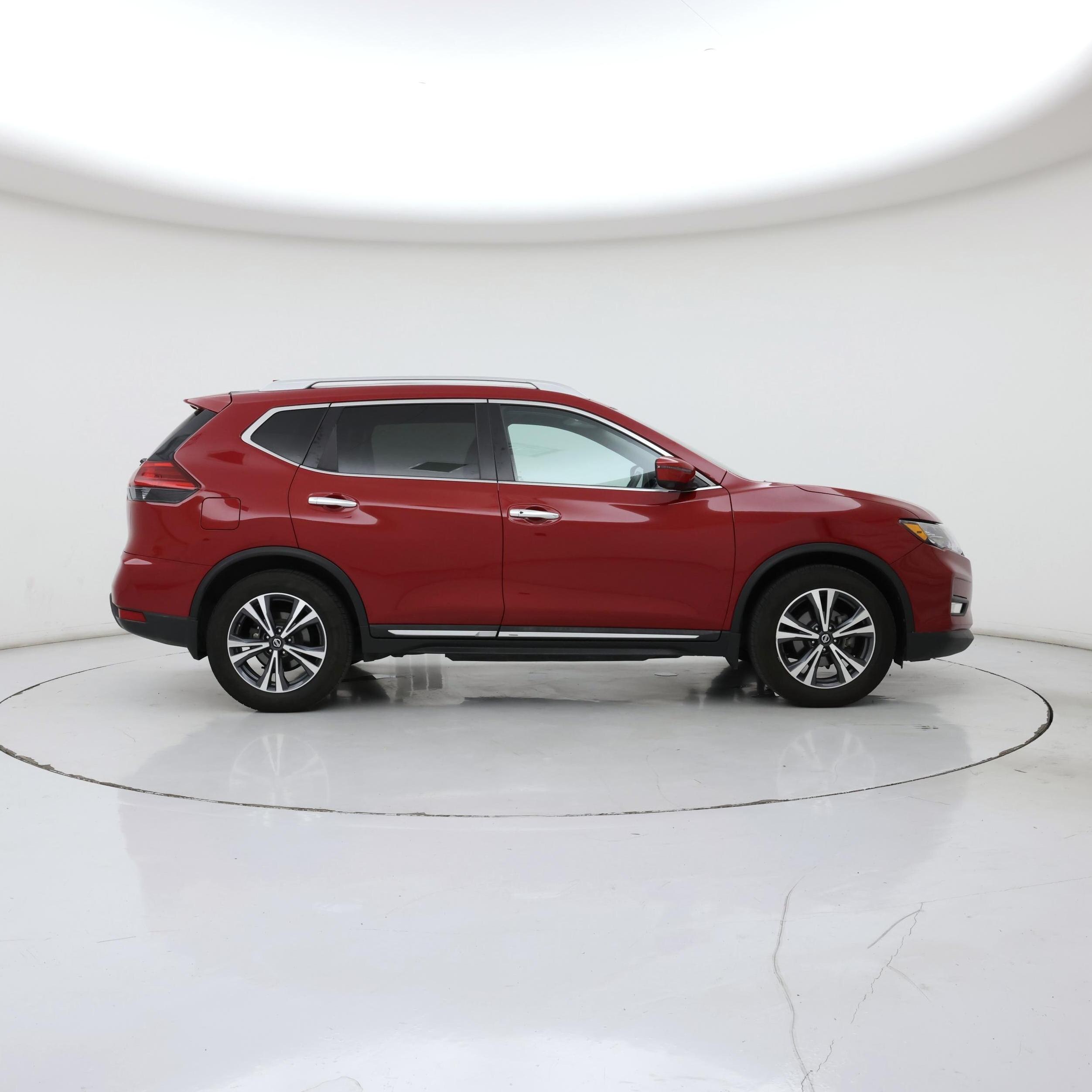 Thumbnail: 2017 Nissan Rogue - 7