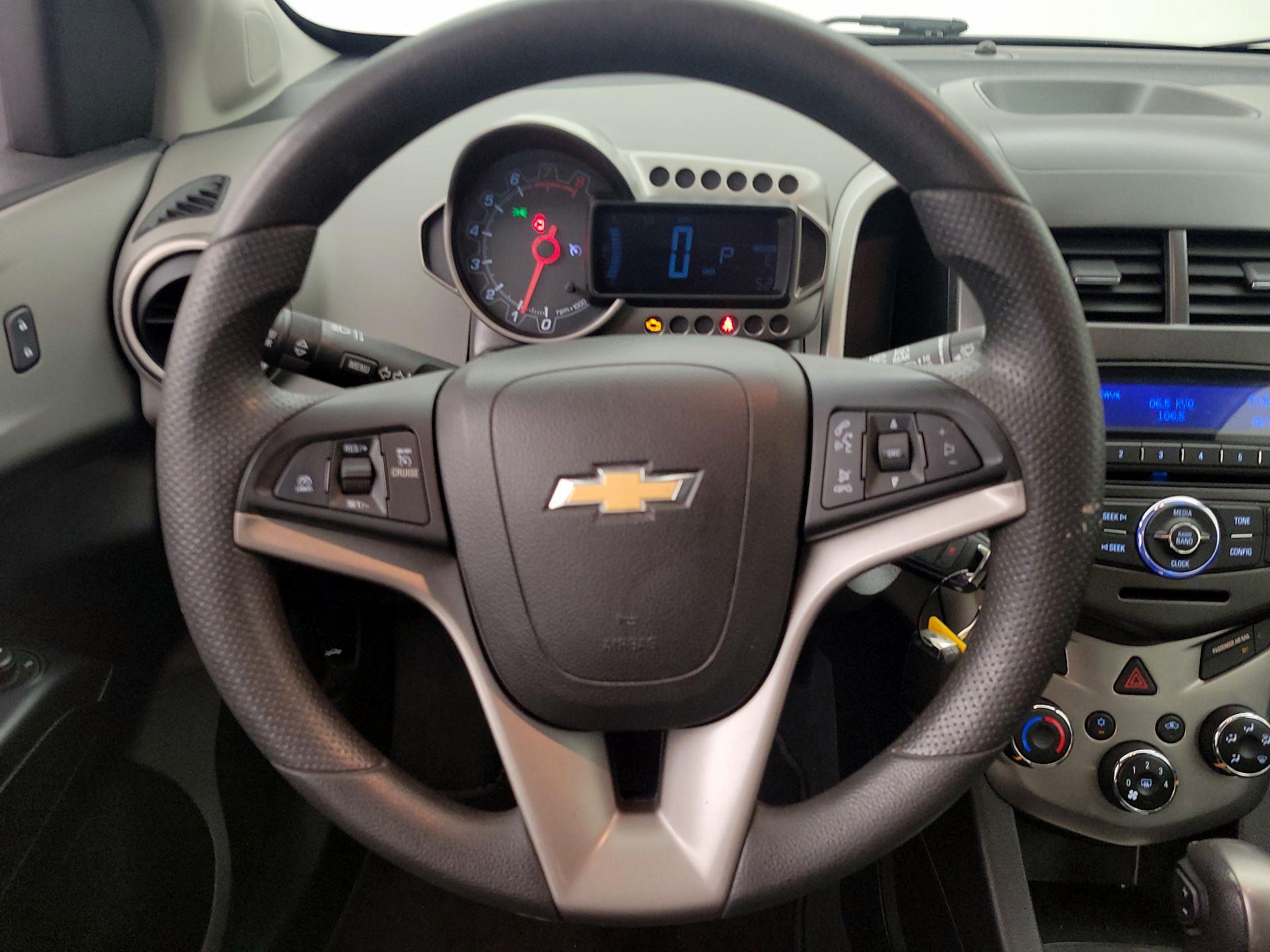 Thumbnail: 2015 Chevrolet Sonic - 10