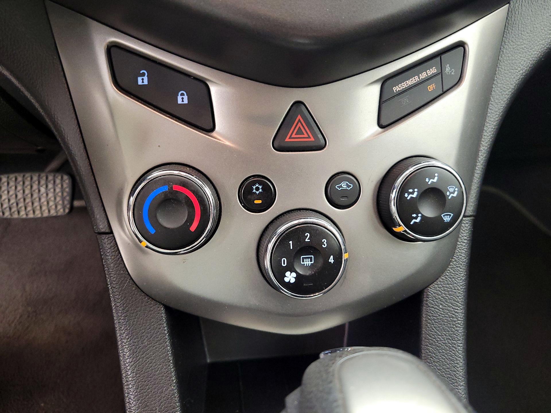 Thumbnail: 2015 Chevrolet Sonic - 15