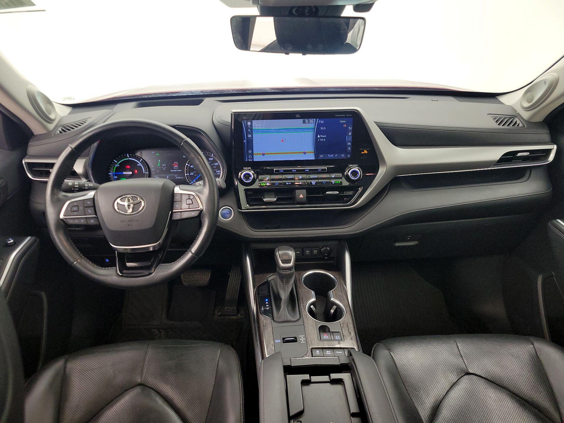 Thumbnail: 2021 Toyota Highlander - 9