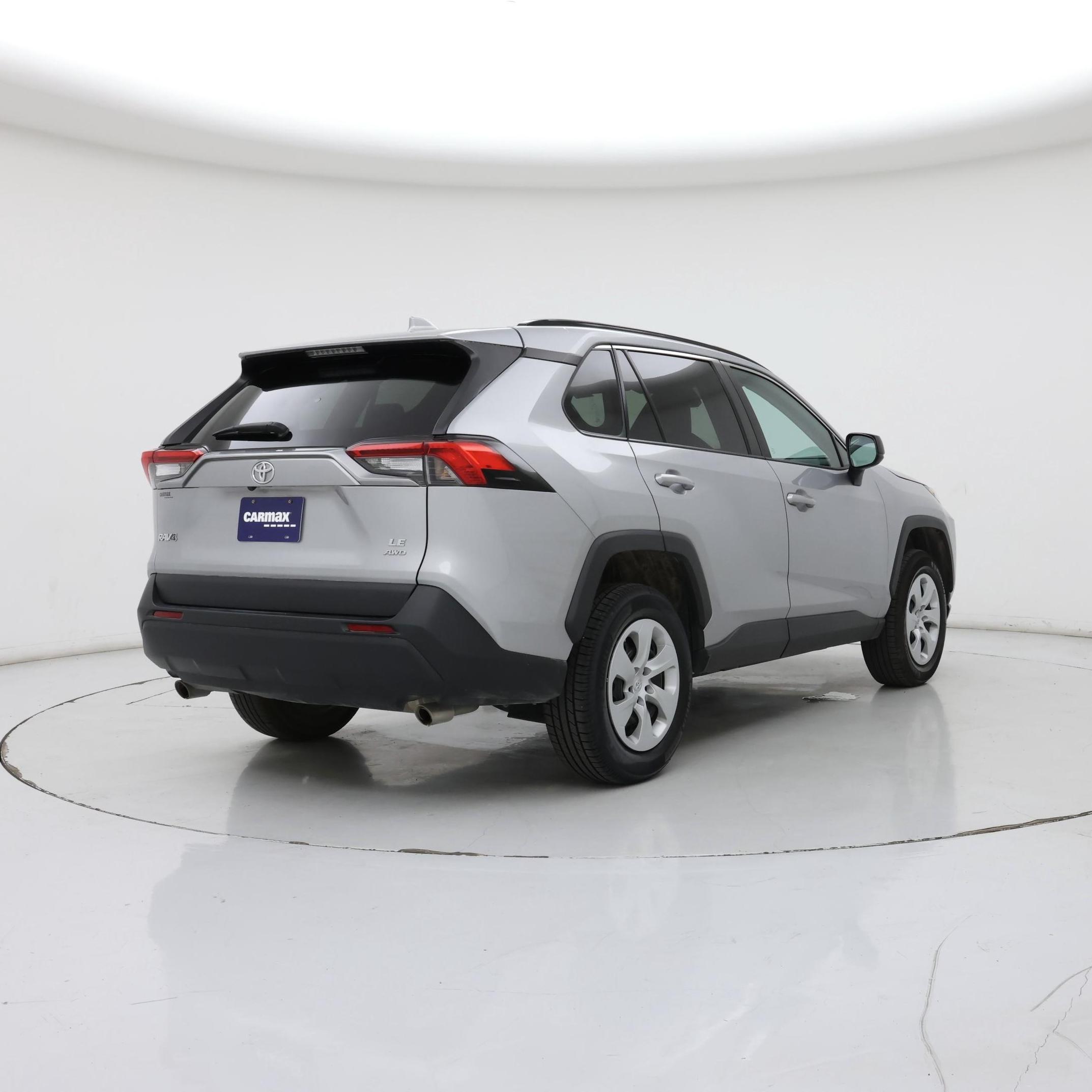 Thumbnail: 2021 Toyota RAV4 - 8