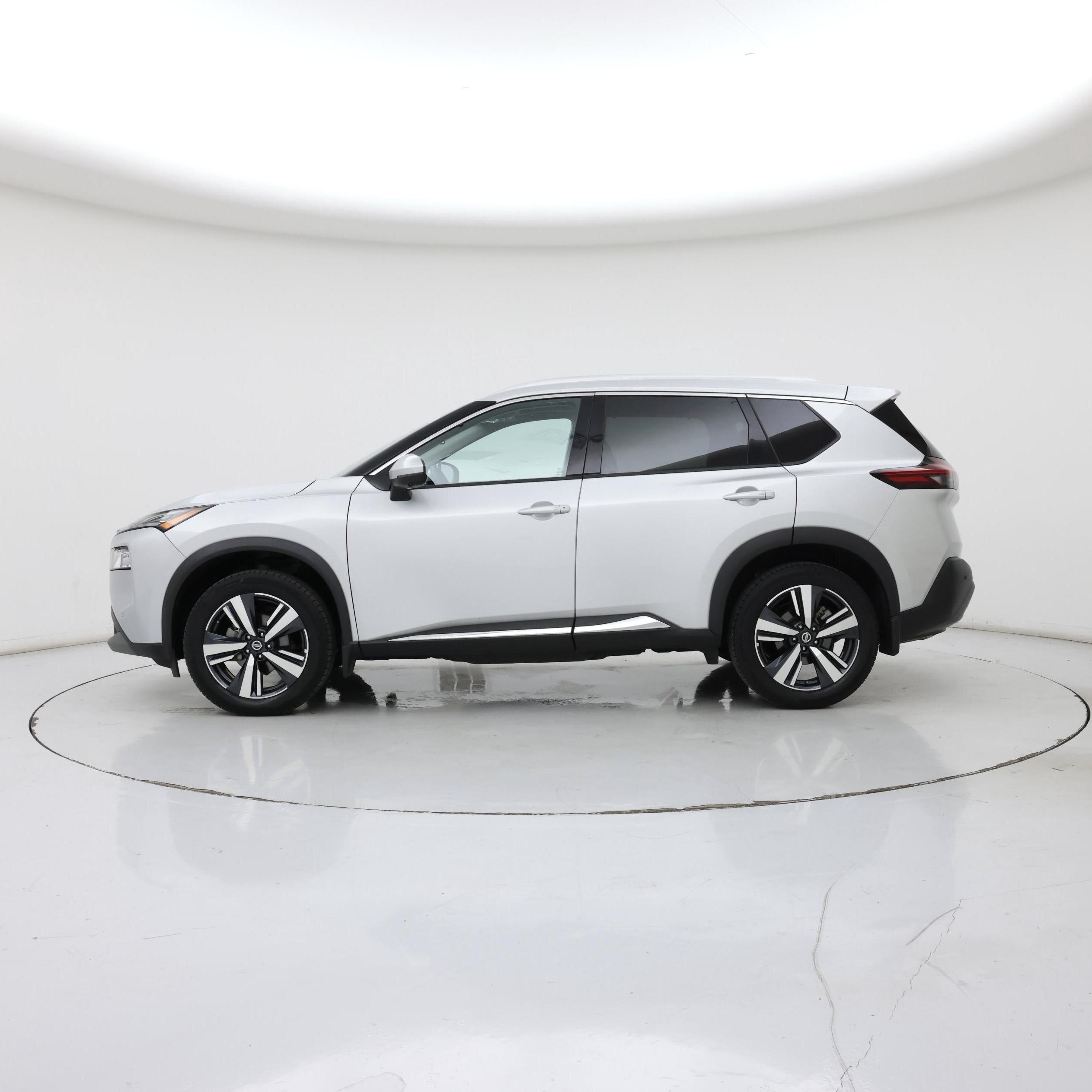 Thumbnail: 2021 Nissan Rogue - 3