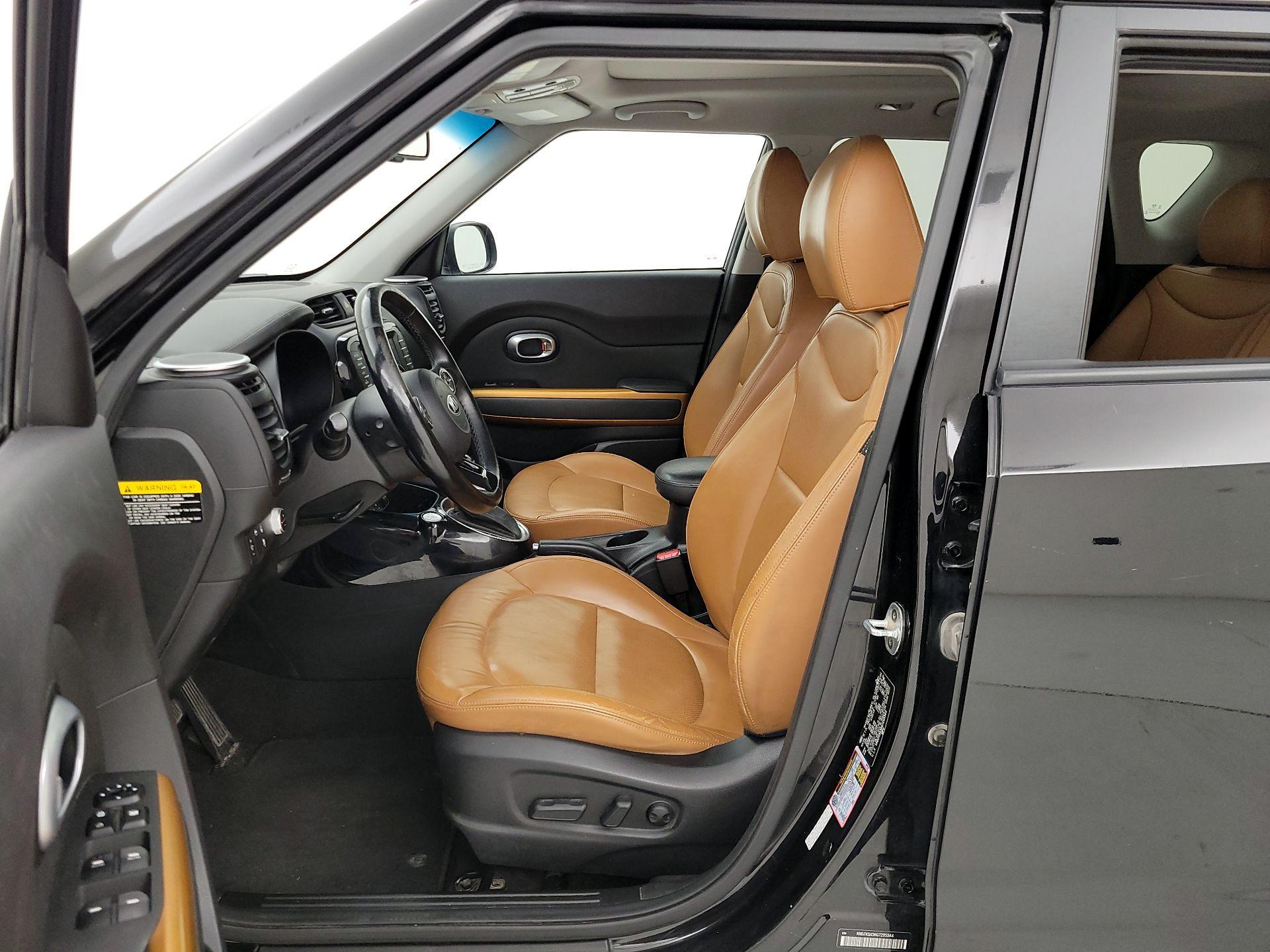 Thumbnail: 2016 Kia Soul - 11