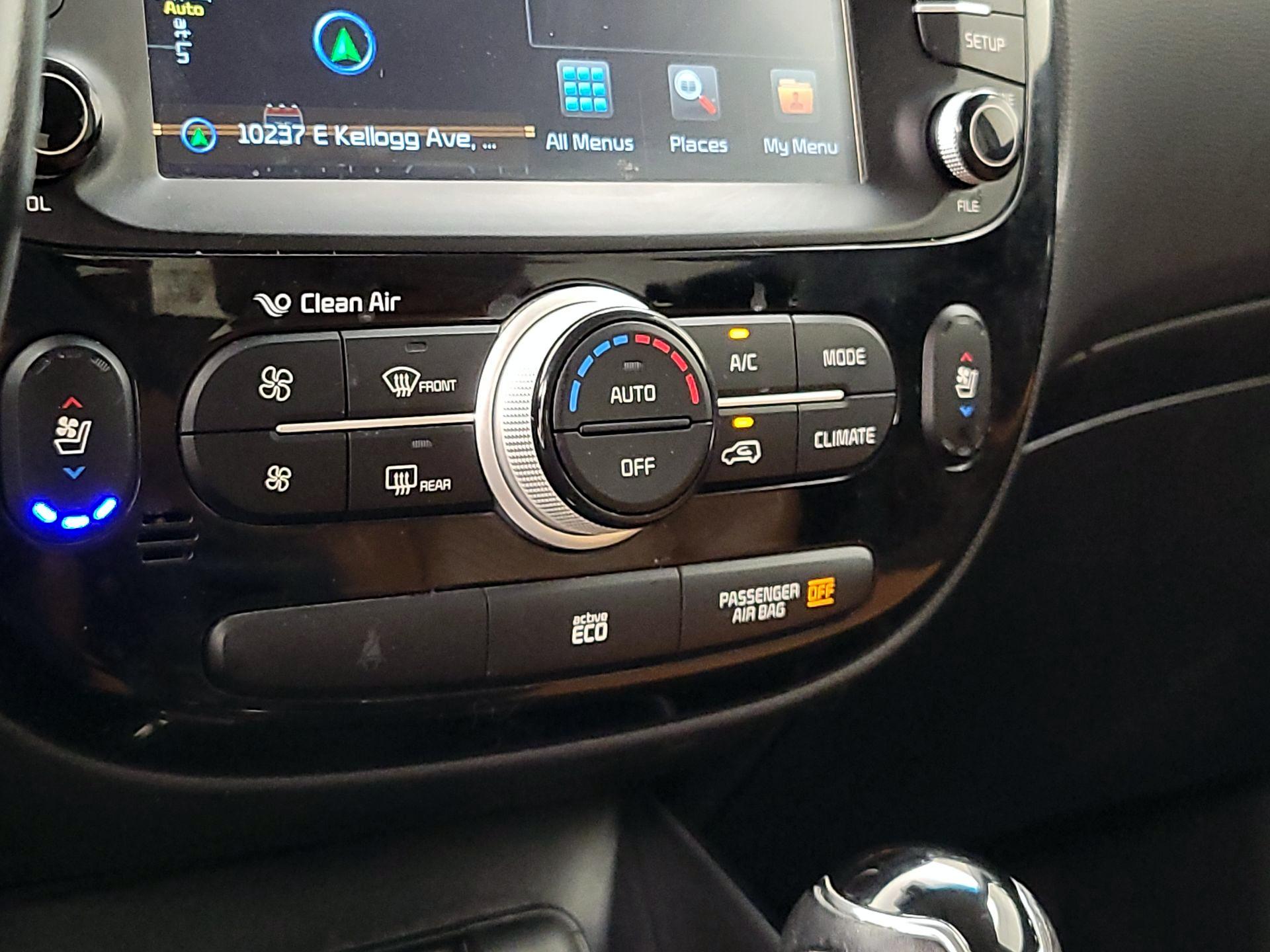 Thumbnail: 2016 Kia Soul - 17