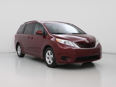 Red 2016 Toyota Sienna LE