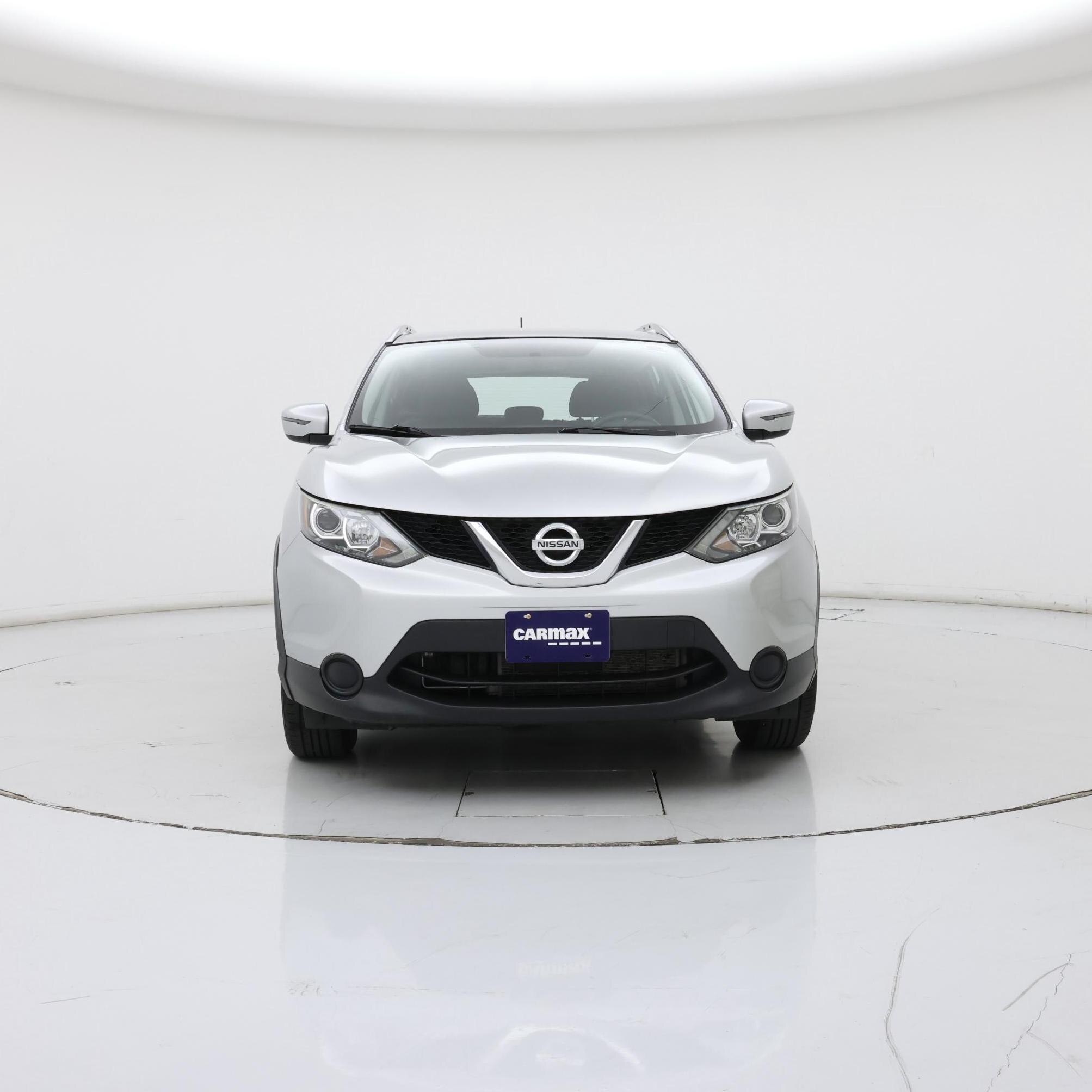 Thumbnail: 2017 Nissan Rogue Sport - 5
