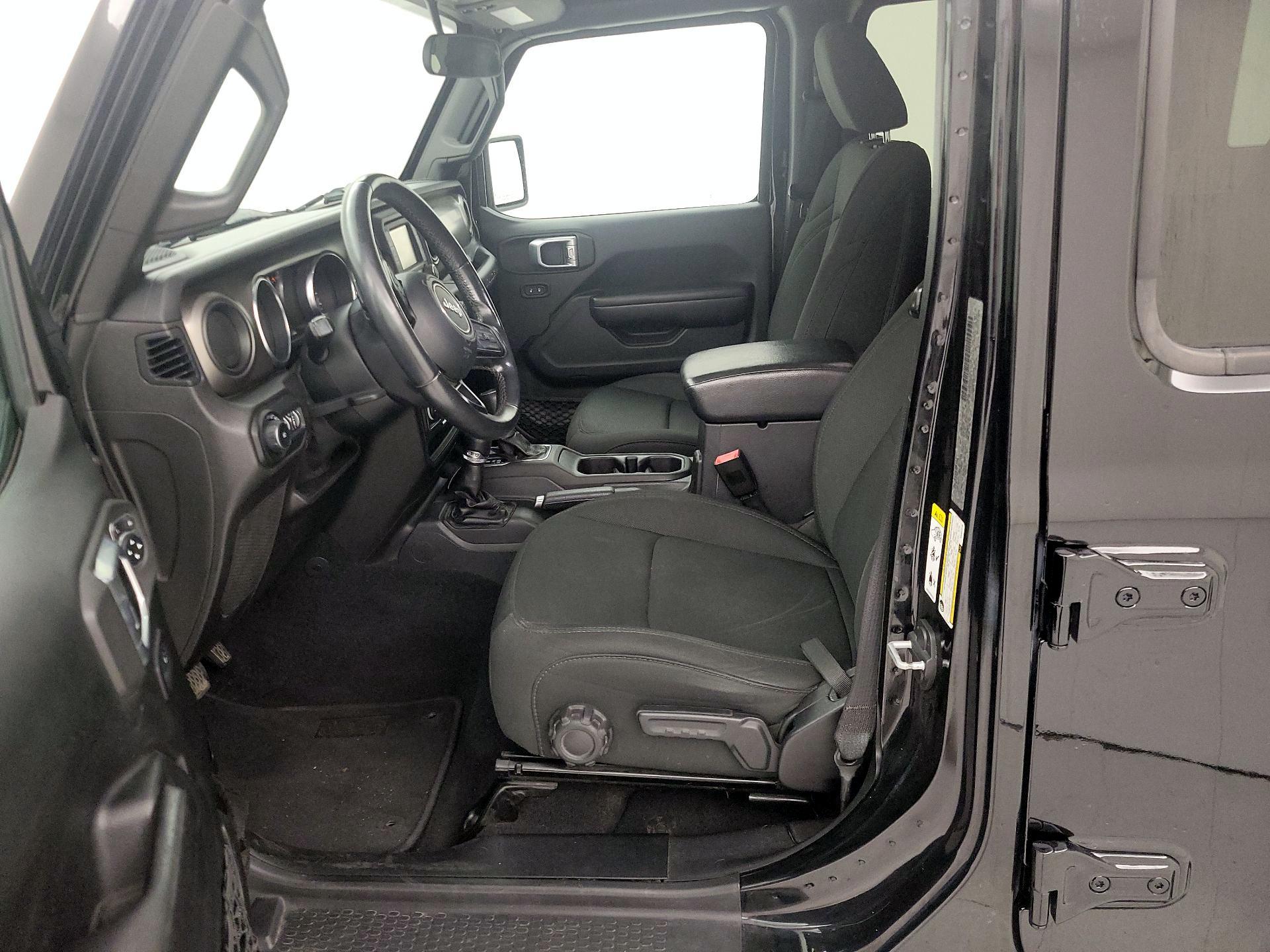 Thumbnail: 2019 Jeep Wrangler - 11