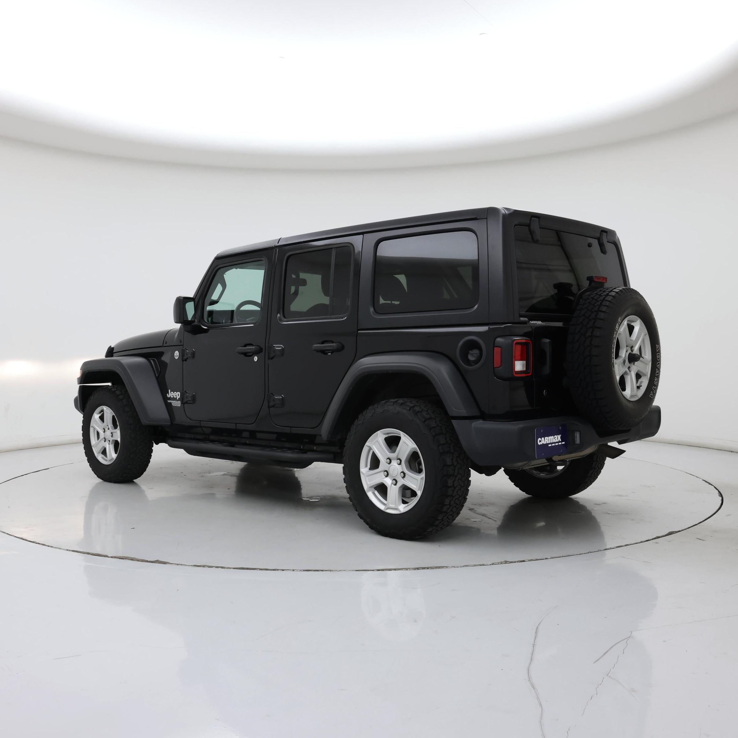 Thumbnail: 2019 Jeep Wrangler - 2