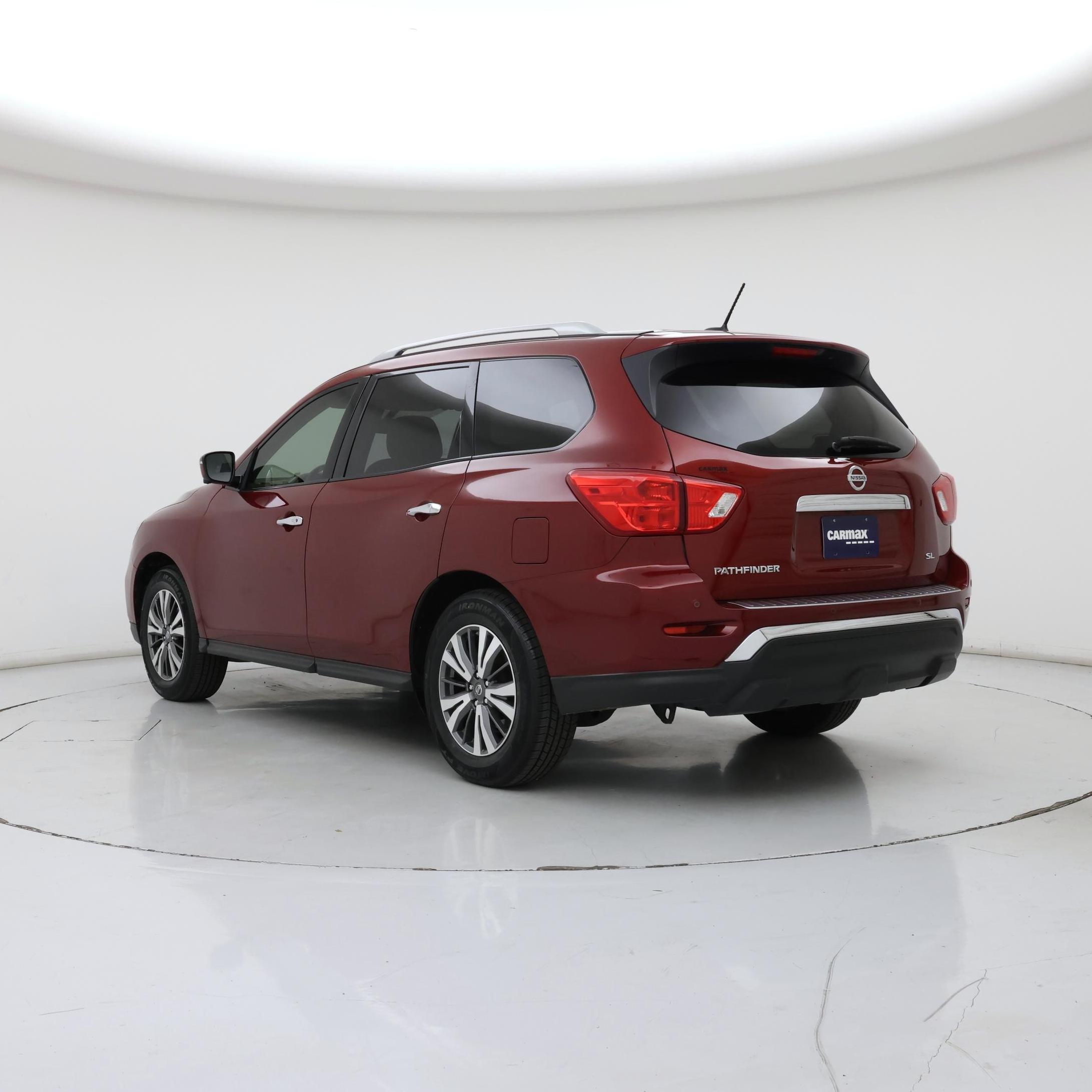 Thumbnail: 2018 Nissan Pathfinder - 2