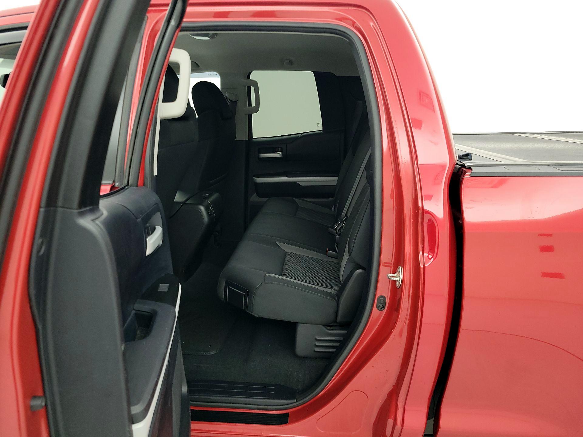 Thumbnail: 2014 Toyota Tundra - 19