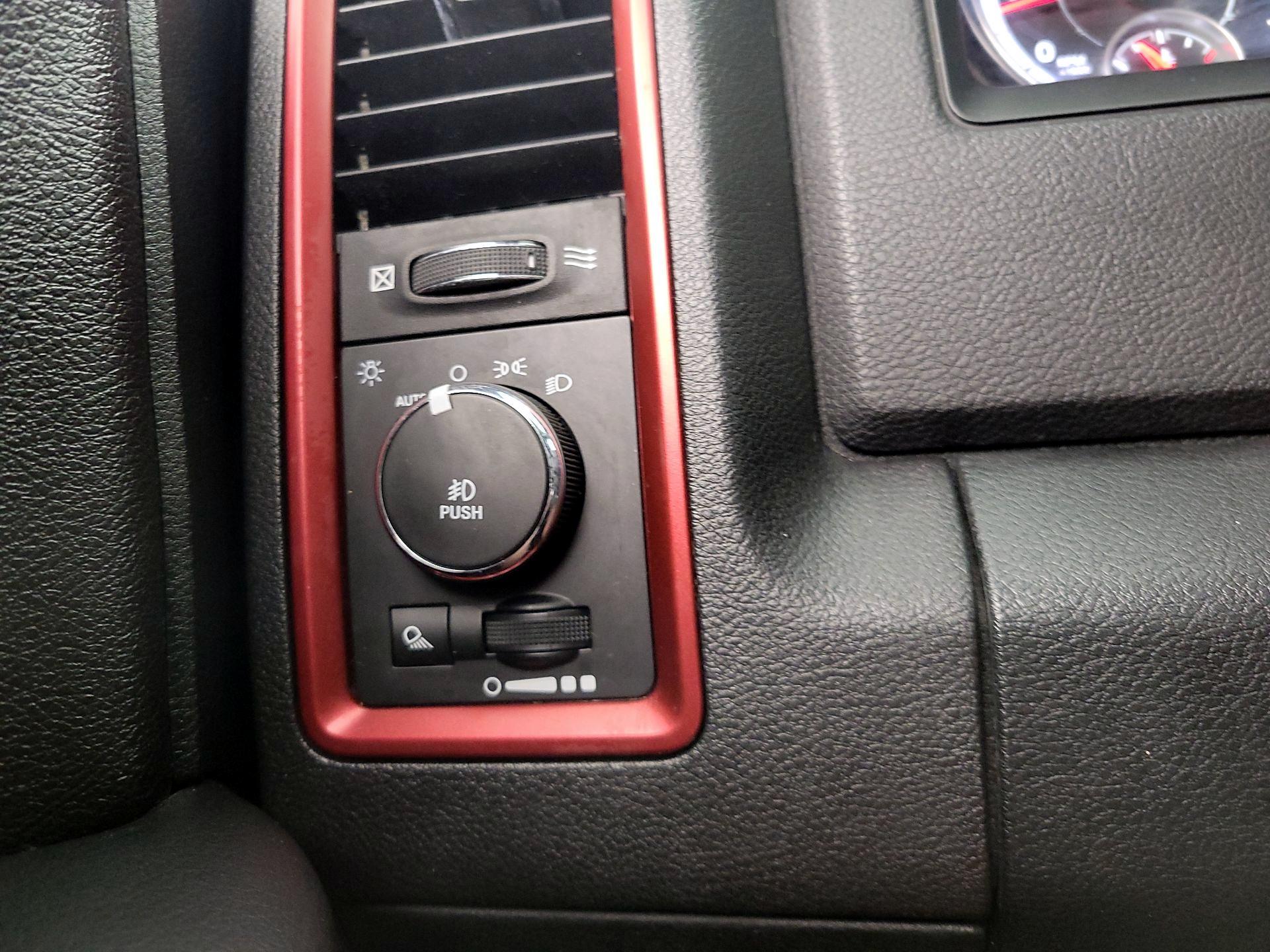 Thumbnail: 2016 RAM 1500 - 13