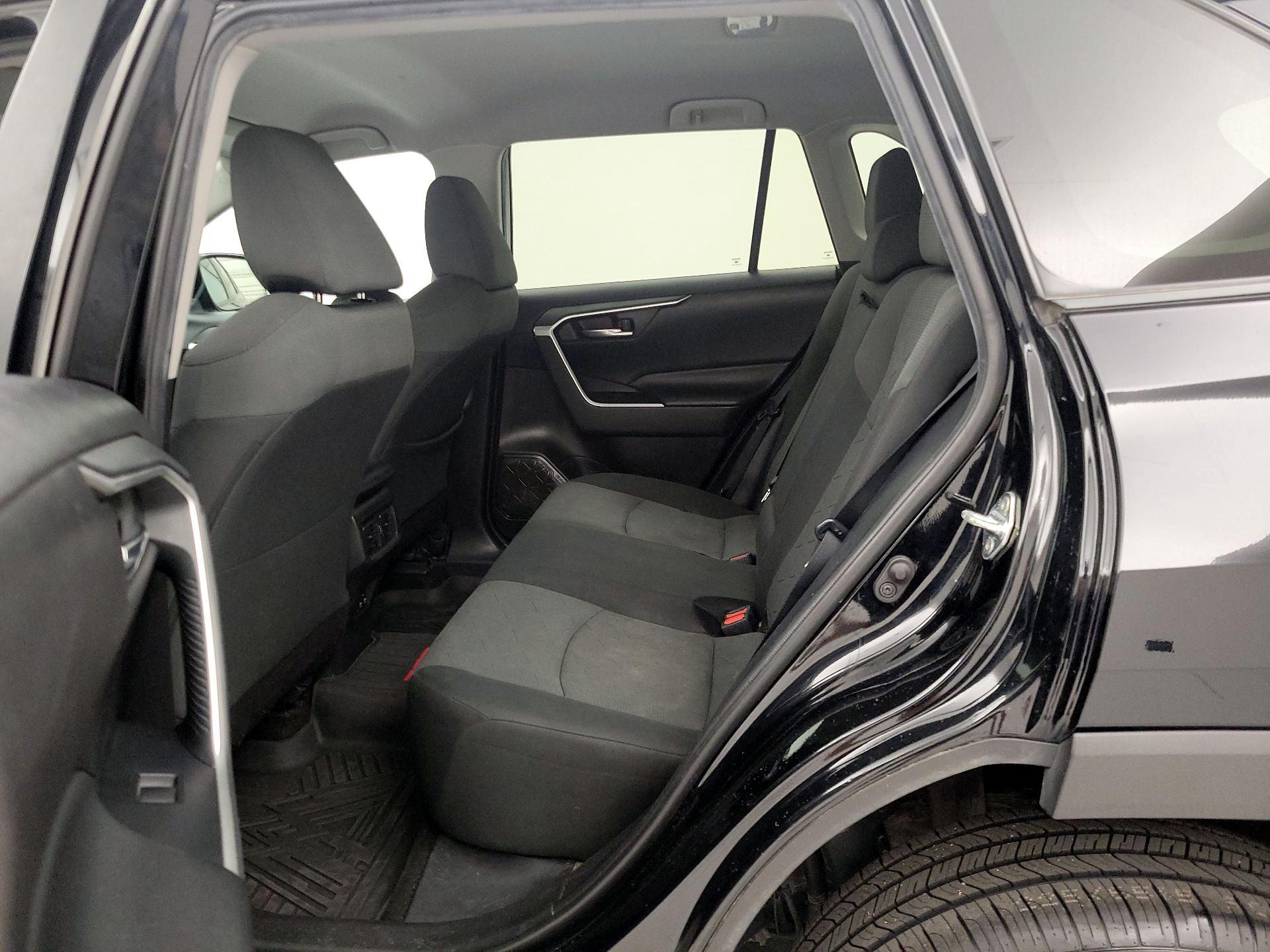 Thumbnail: 2020 Toyota RAV4 - 19