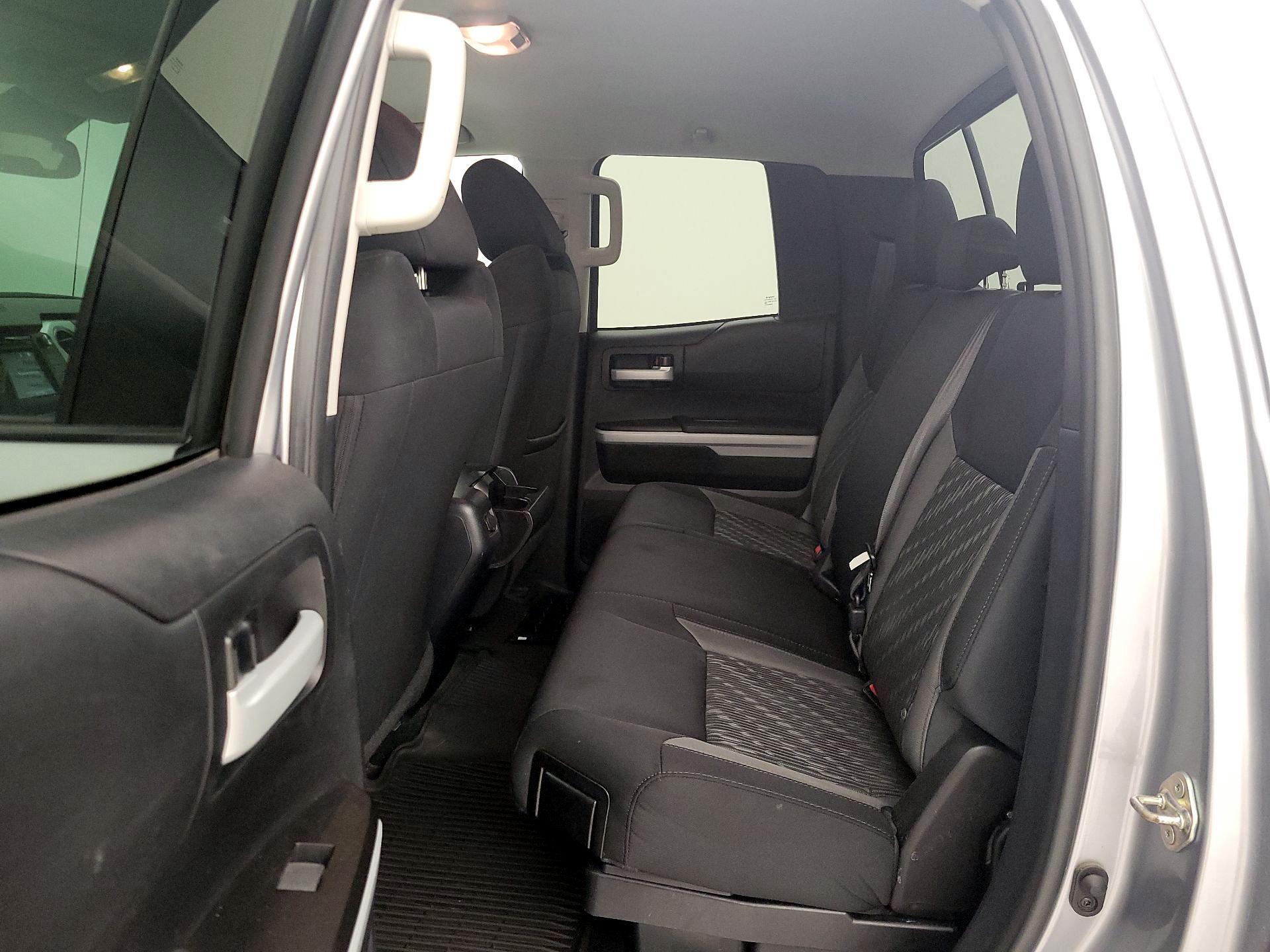Thumbnail: 2019 Toyota Tundra - 19