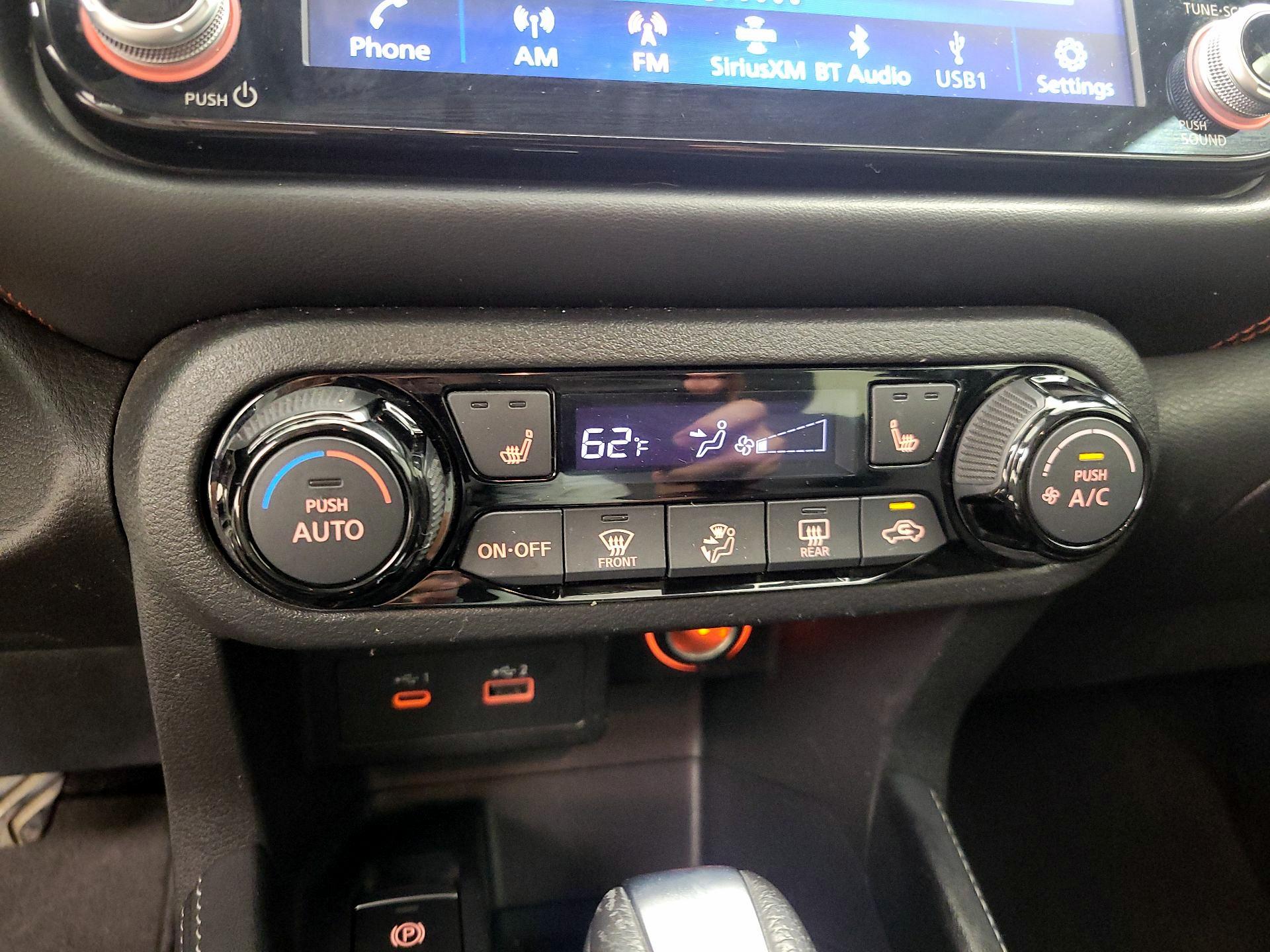 Thumbnail: 2021 Nissan Kicks - 16