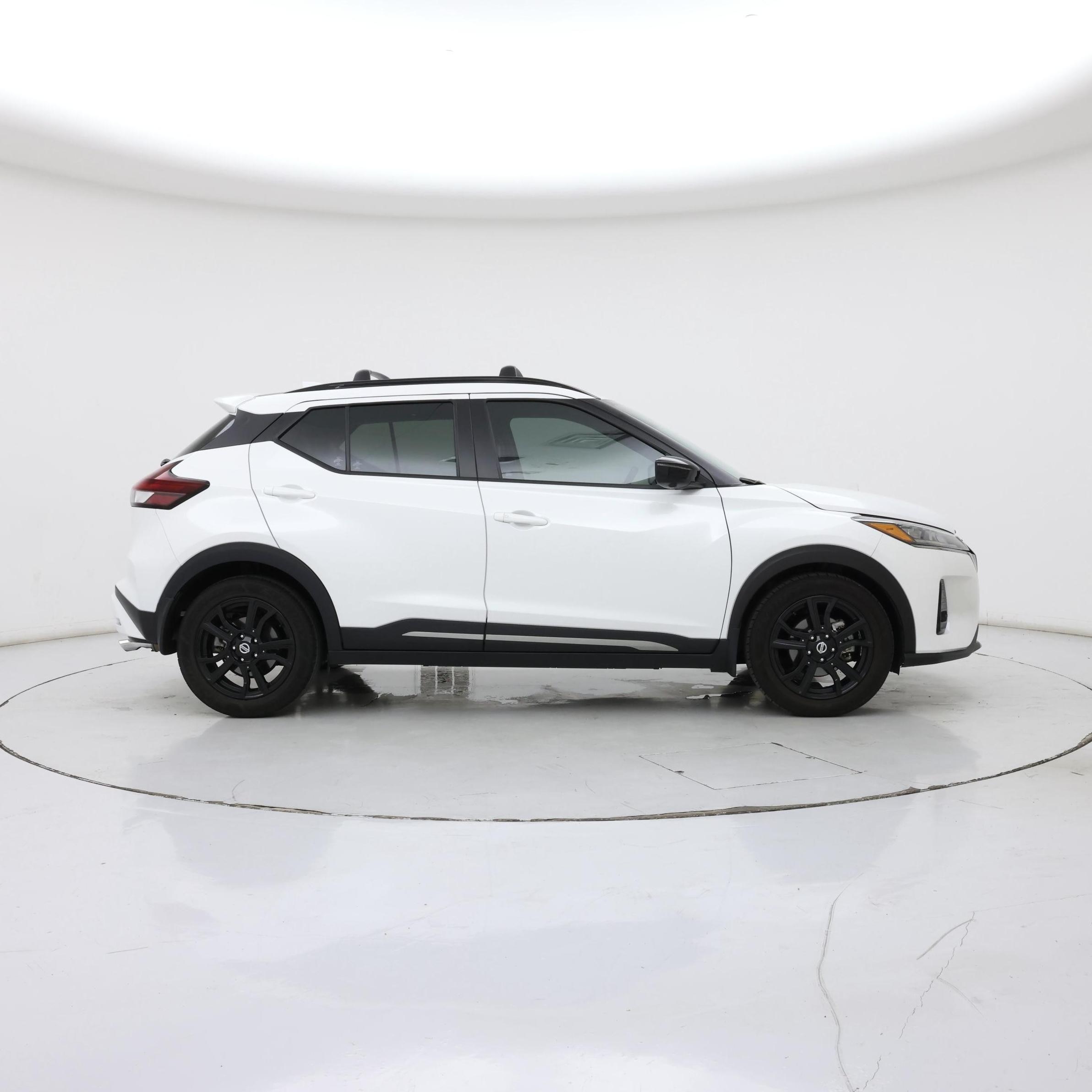 Thumbnail: 2021 Nissan Kicks - 7