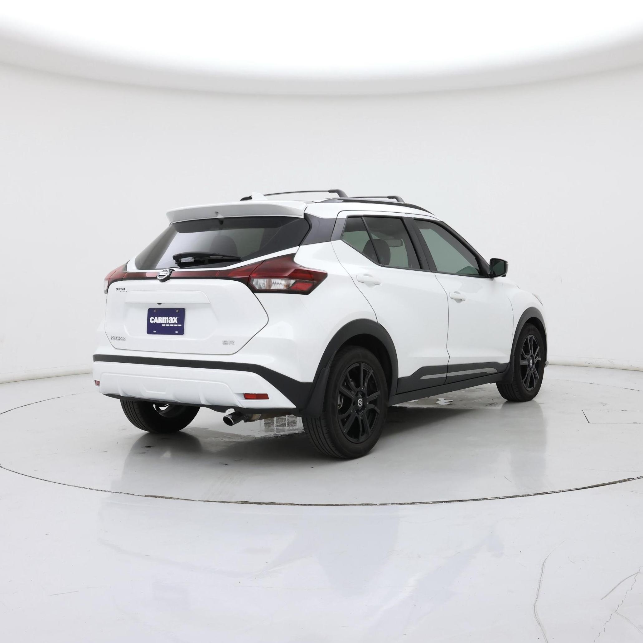 Thumbnail: 2021 Nissan Kicks - 8