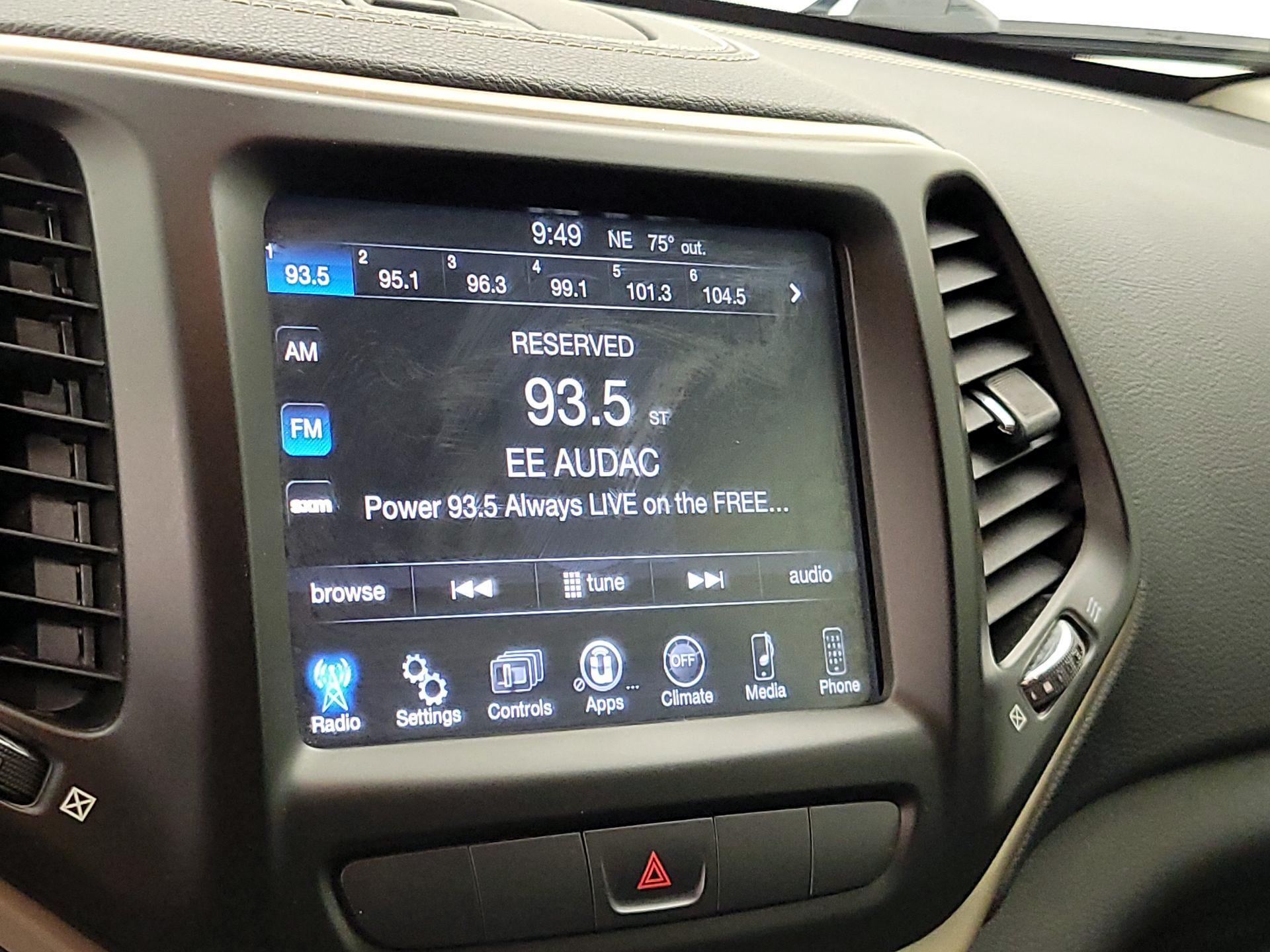 Thumbnail: 2014 Jeep Cherokee - 15