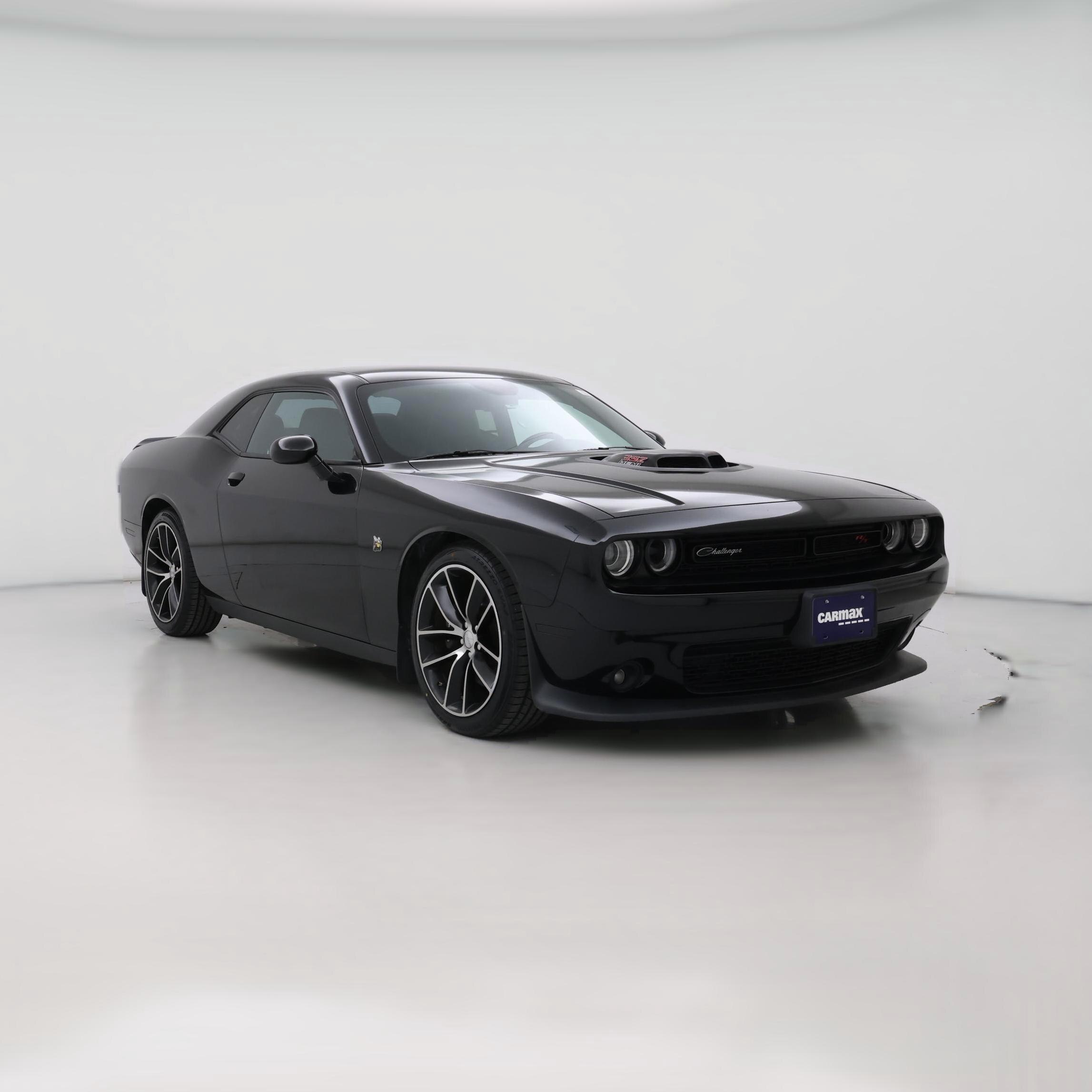 Thumbnail: 2016 Dodge Challenger - 1