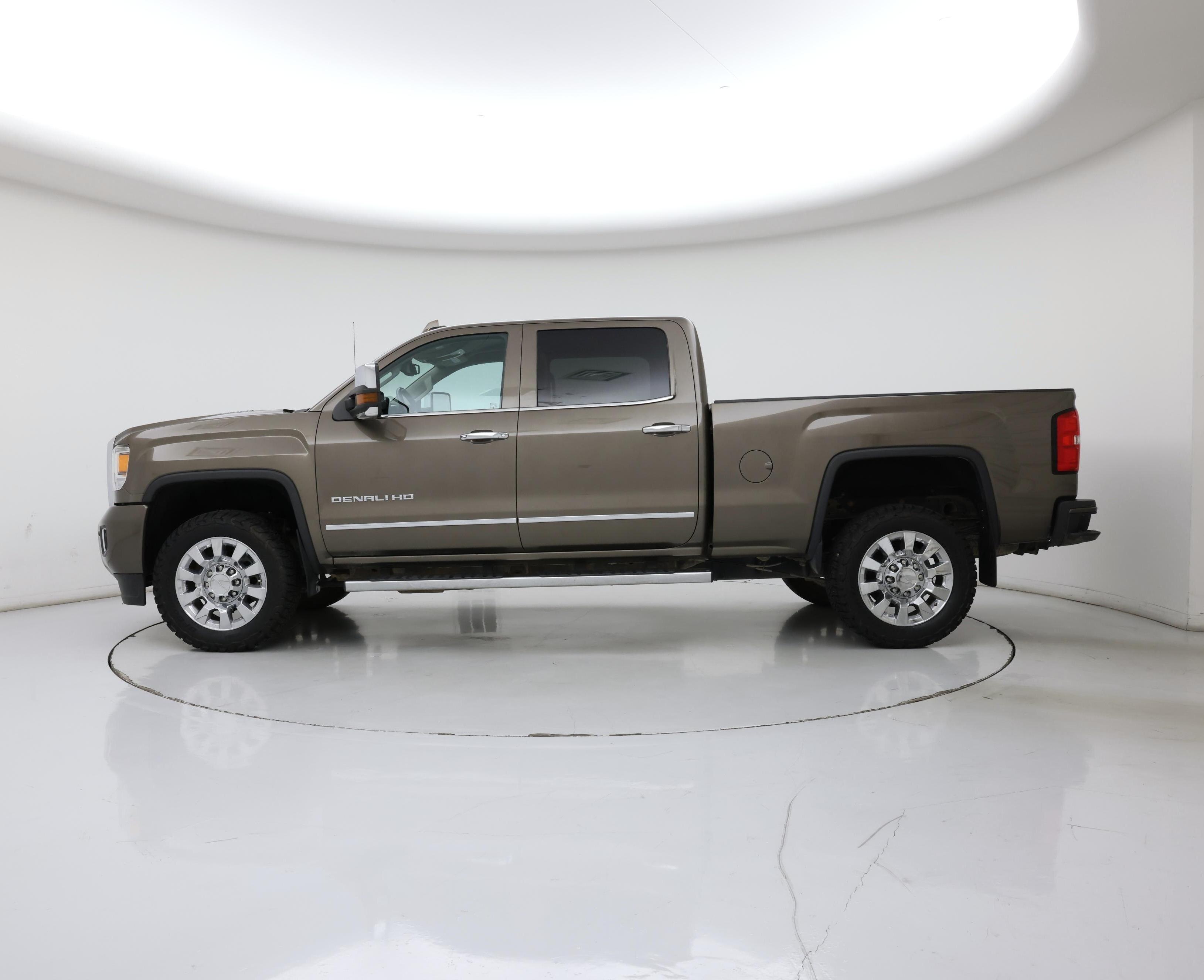 Thumbnail: 2015 GMC Sierra 2500 - 3