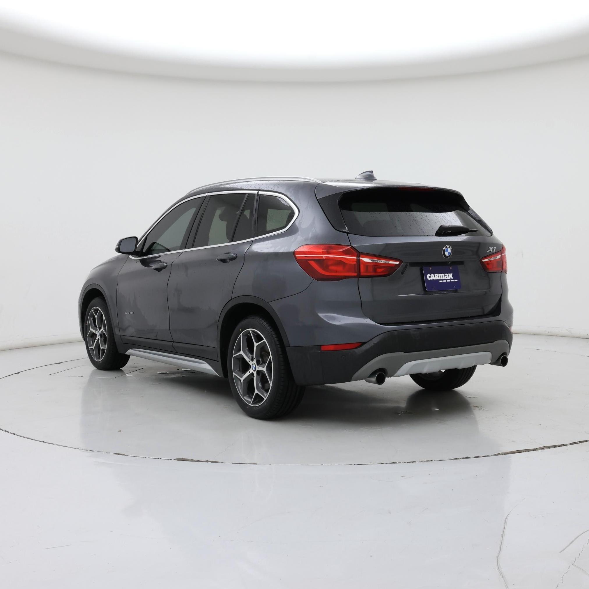 Thumbnail: 2017 BMW X1 - 2
