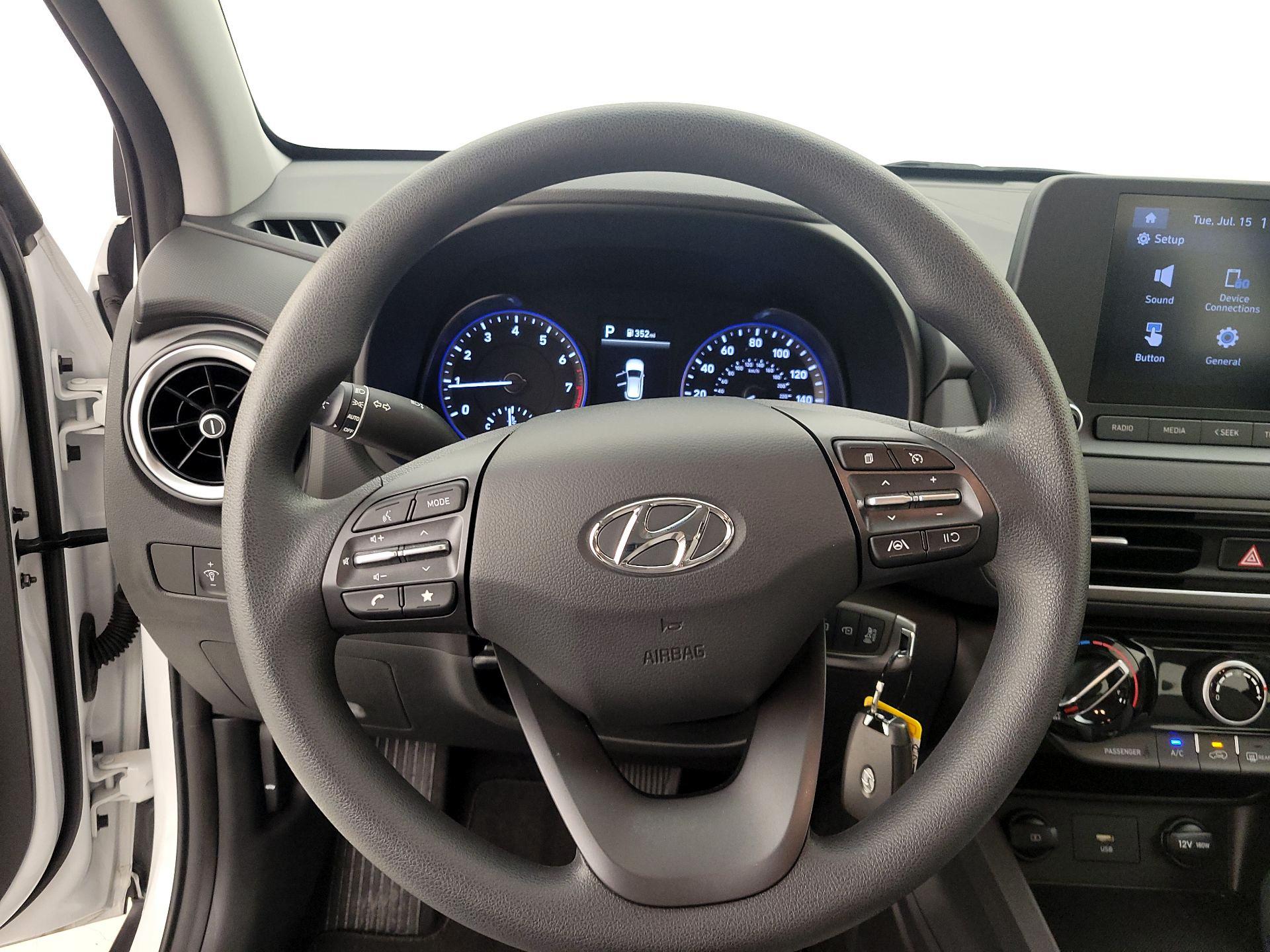 Thumbnail: 2022 Hyundai Kona - 10
