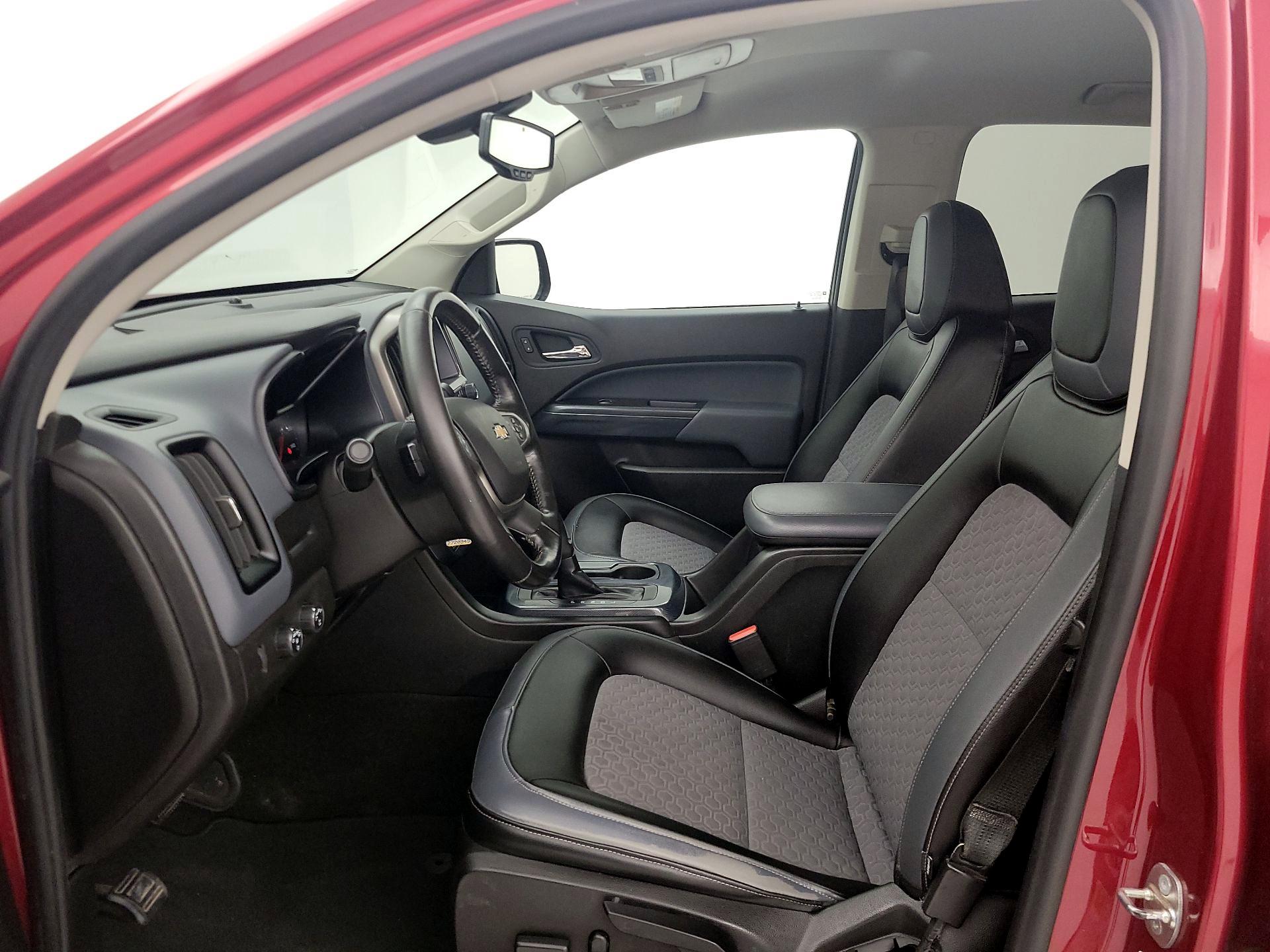 Thumbnail: 2017 Chevrolet Colorado - 11