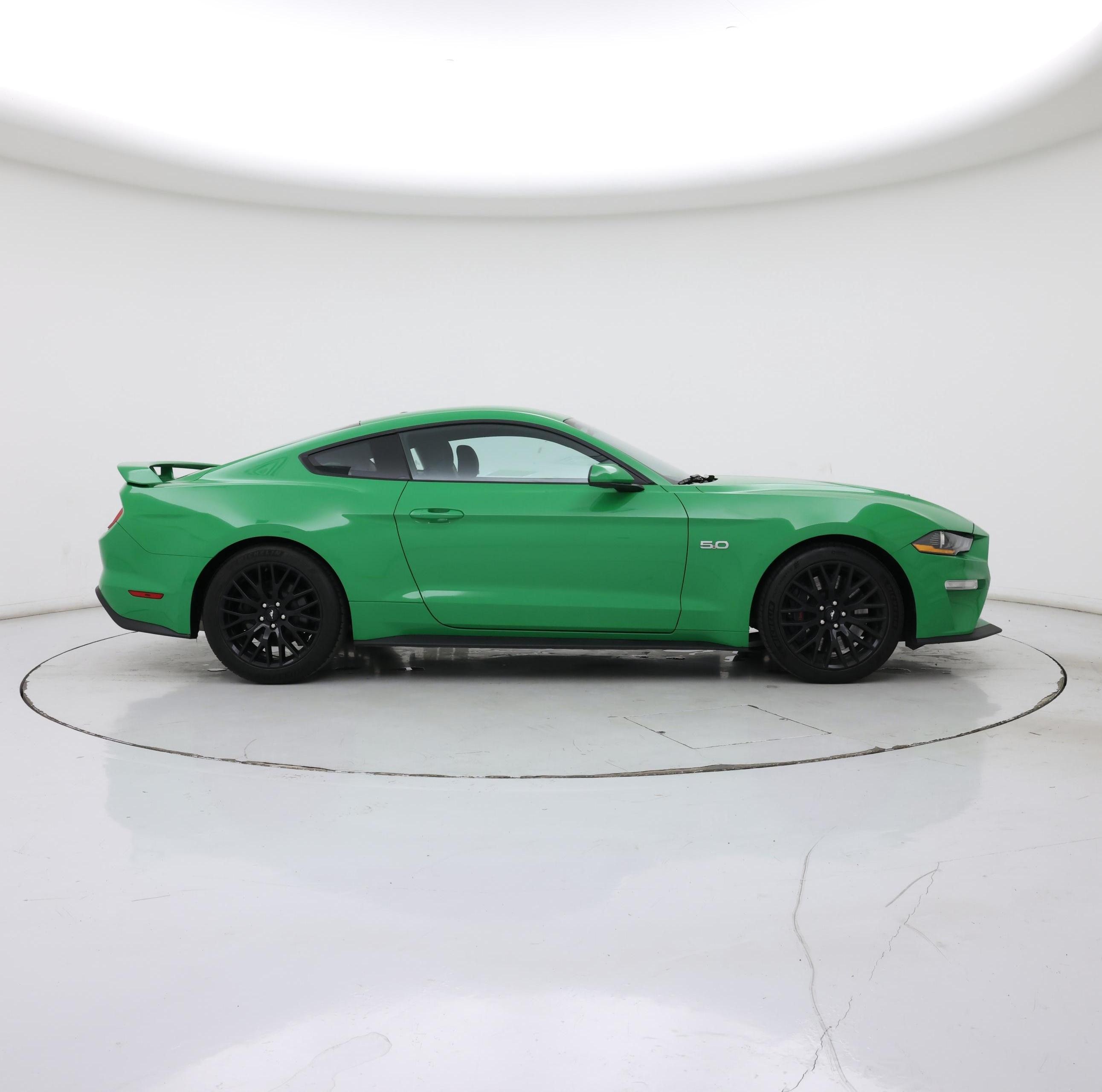 Thumbnail: 2019 Ford Mustang - 7