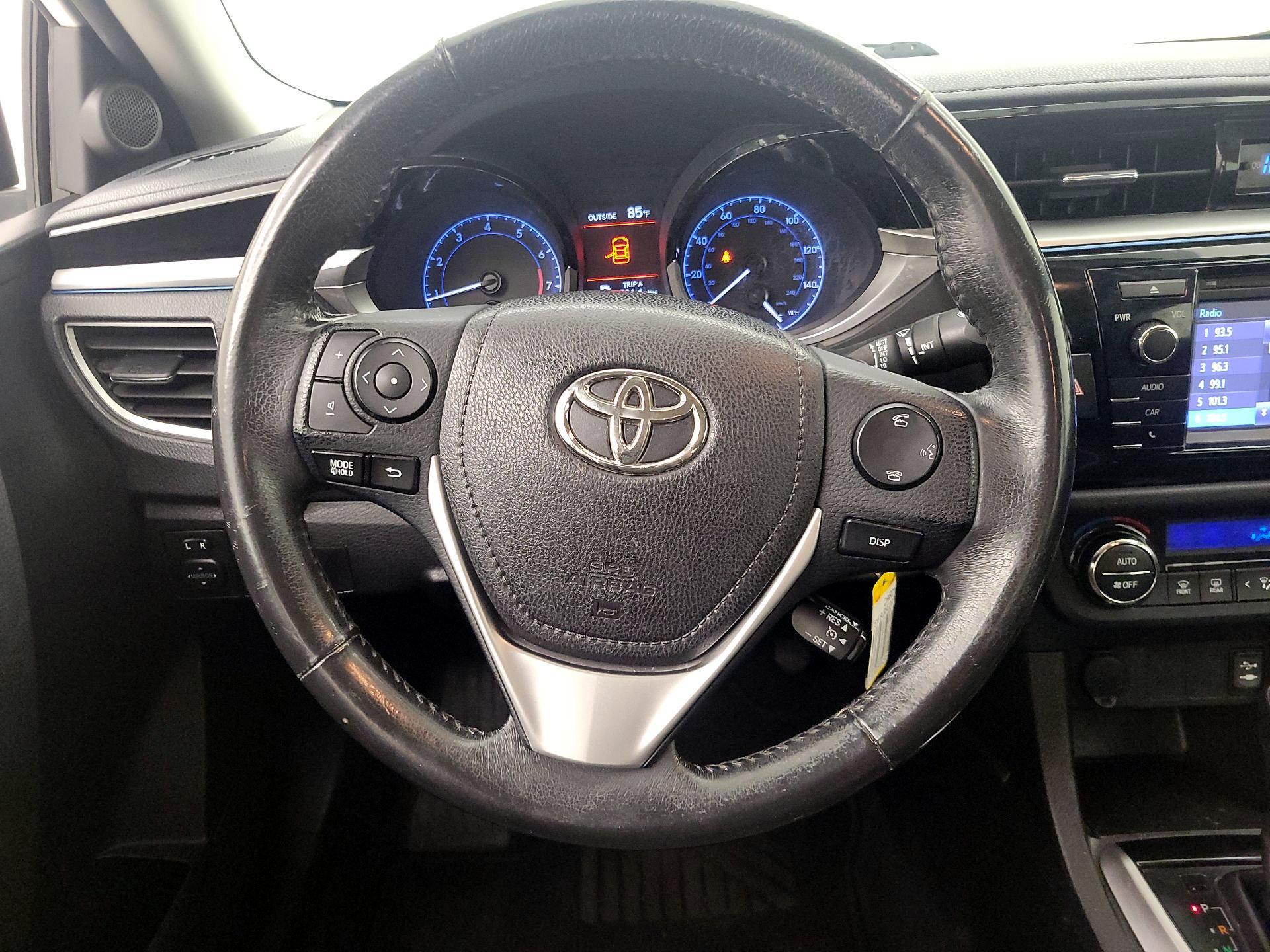 Thumbnail: 2016 Toyota Corolla - 10