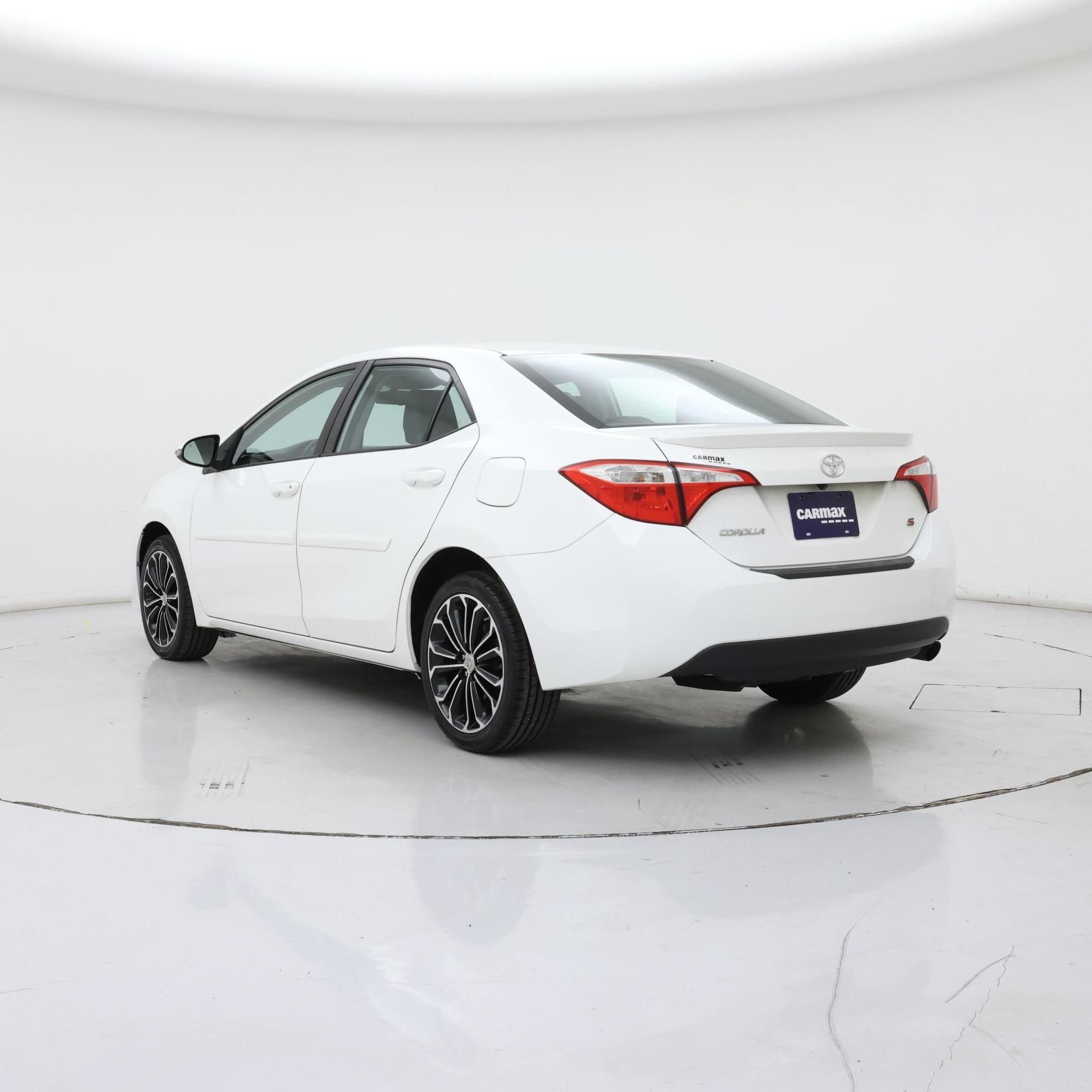 Thumbnail: 2016 Toyota Corolla - 2