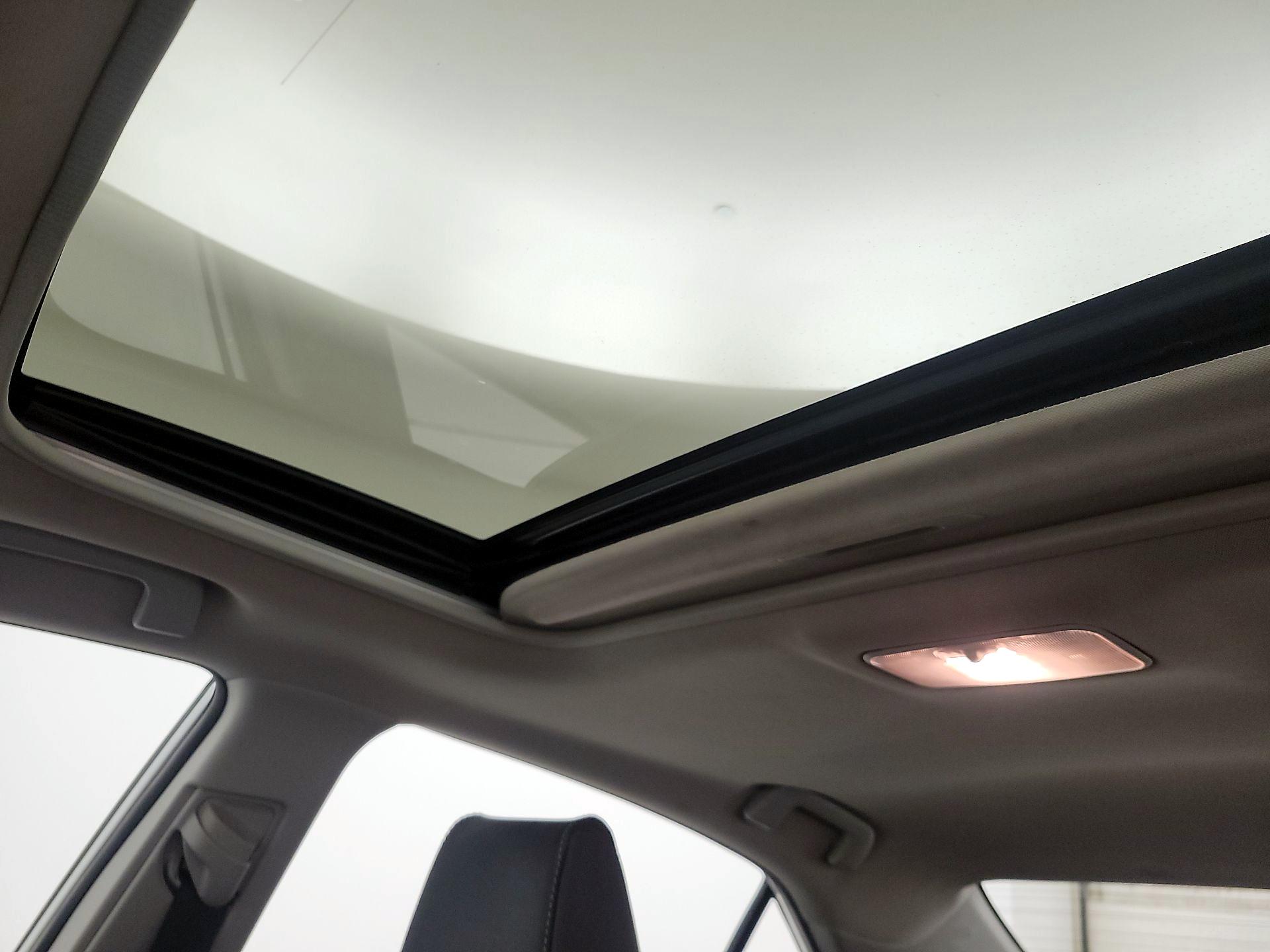 Thumbnail: 2016 Toyota Corolla - 19
