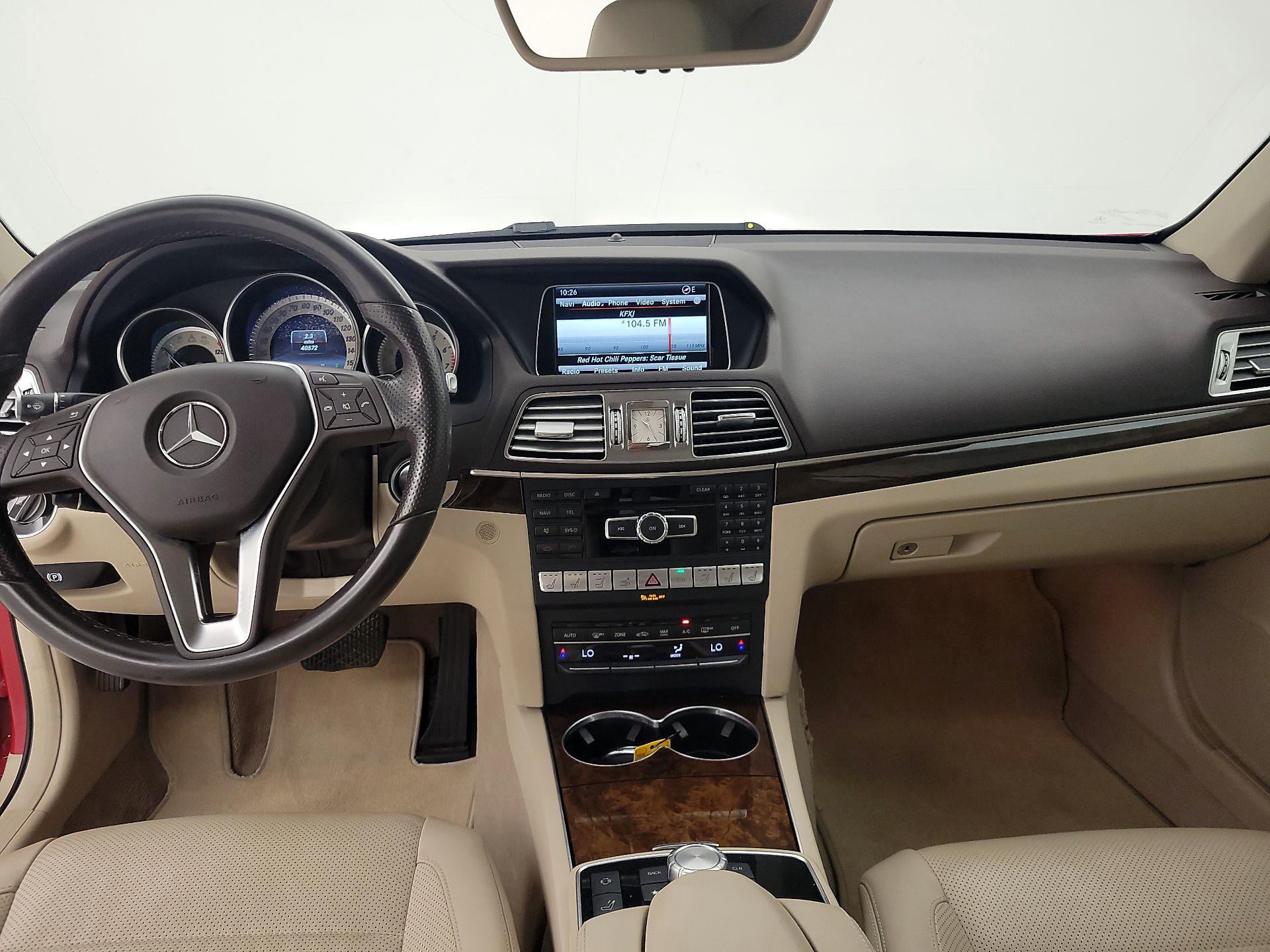 Thumbnail: 2015 Mercedes-Benz E-Class - 9