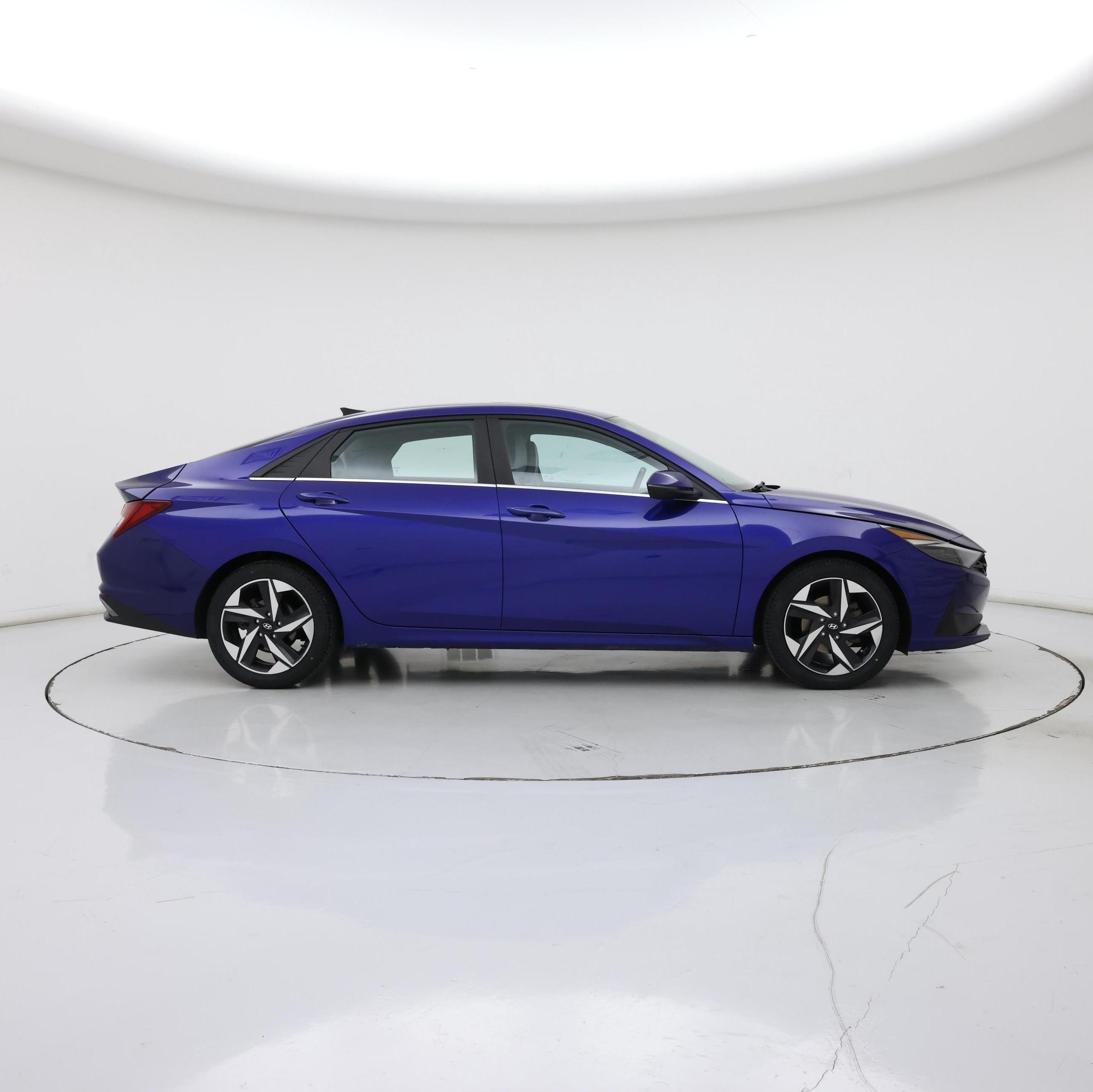 Thumbnail: 2023 Hyundai Elantra - 7