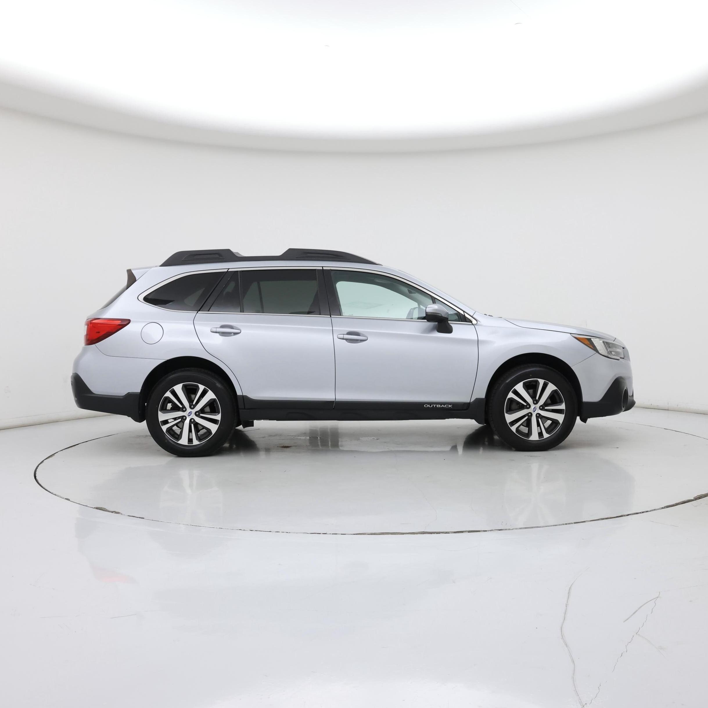 Thumbnail: 2018 Subaru Outback - 7