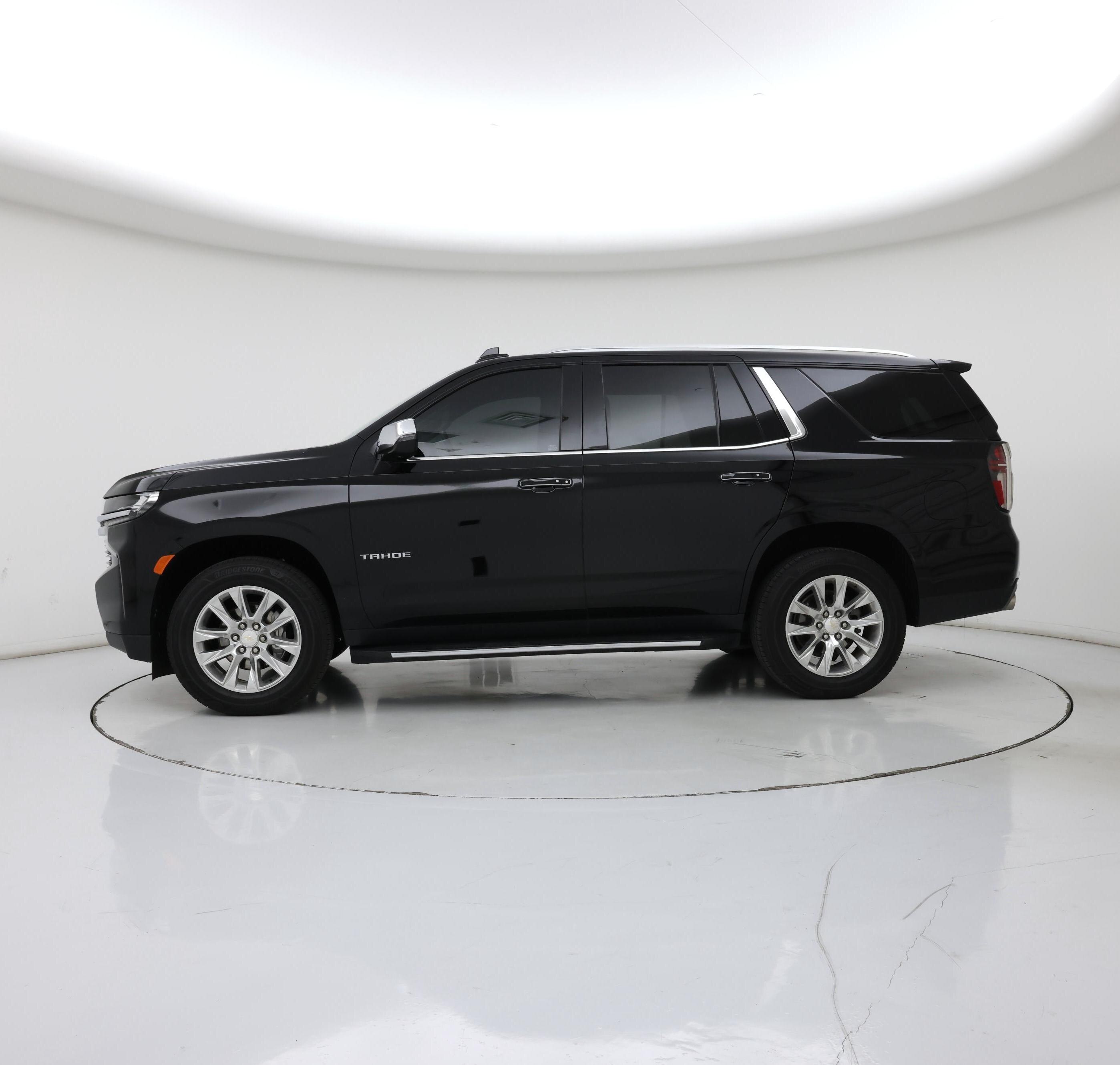 Thumbnail: 2022 Chevrolet Tahoe - 3