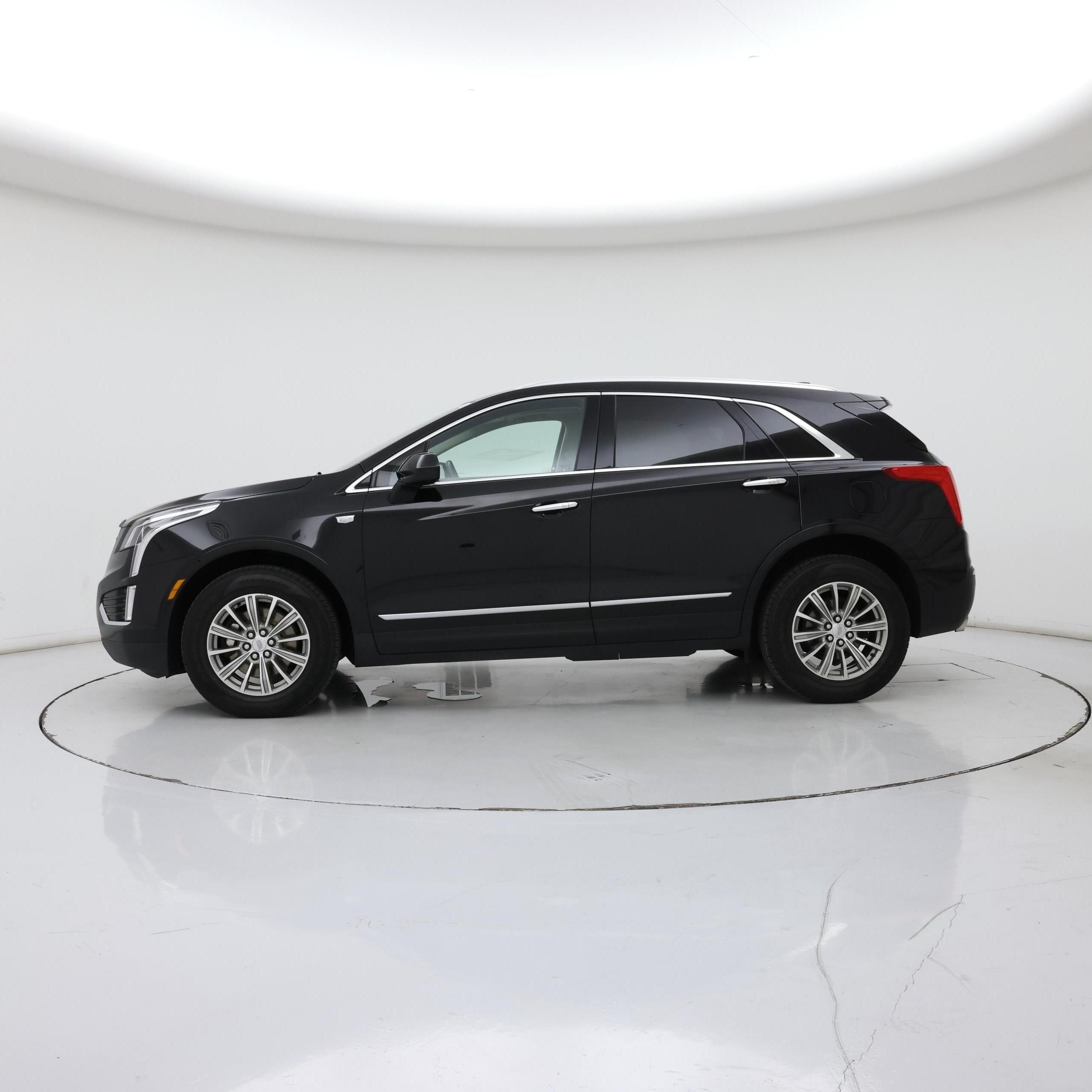 Thumbnail: 2019 Cadillac XT5 - 3