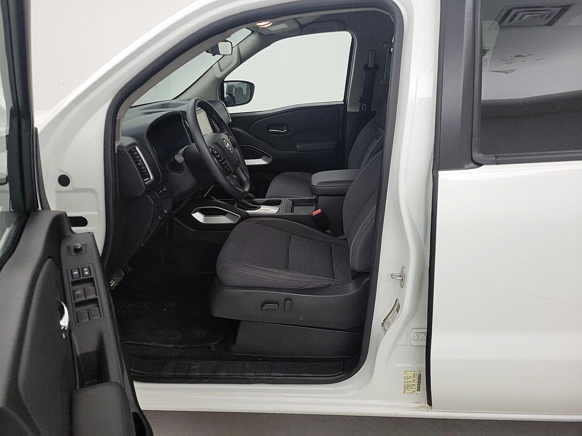 Thumbnail: 2023 Nissan Frontier - 11
