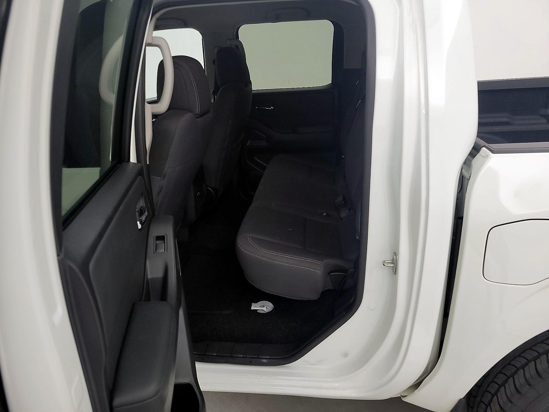 Thumbnail: 2023 Nissan Frontier - 19