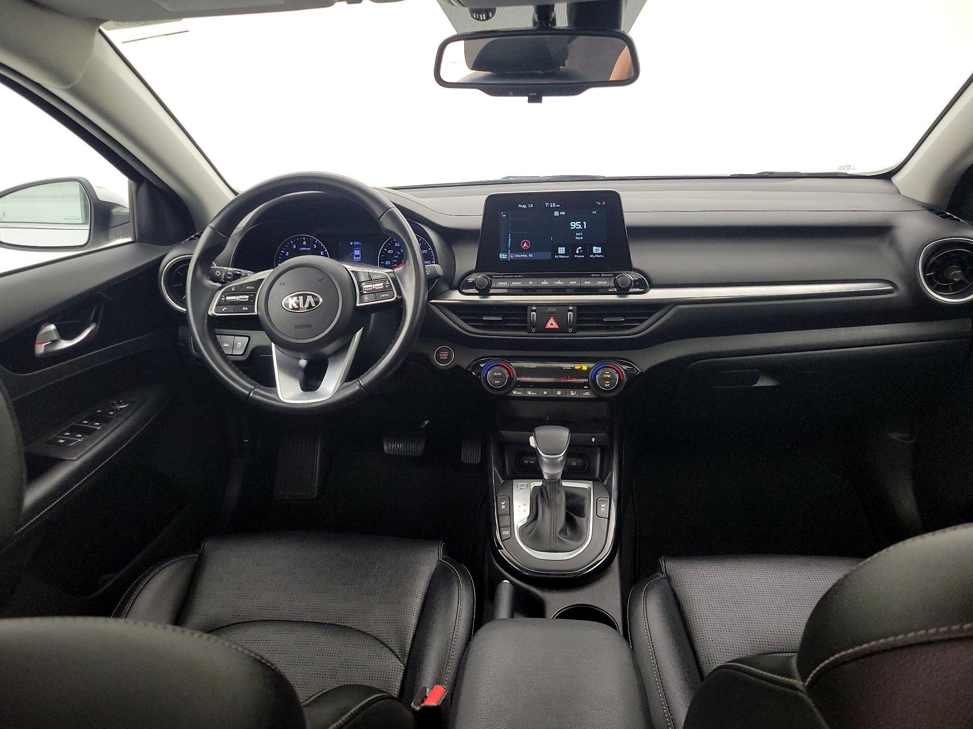 Thumbnail: 2021 Kia Forte - 9