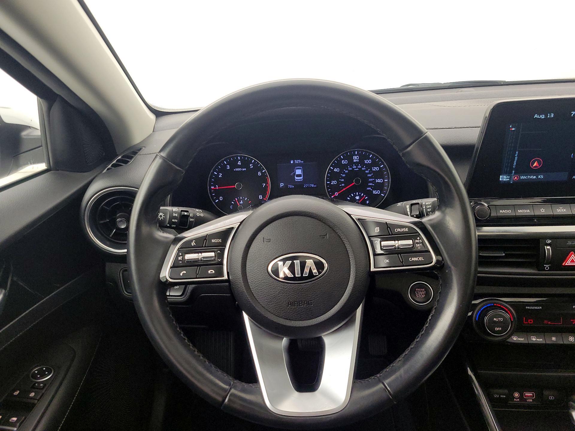 Thumbnail: 2021 Kia Forte - 10
