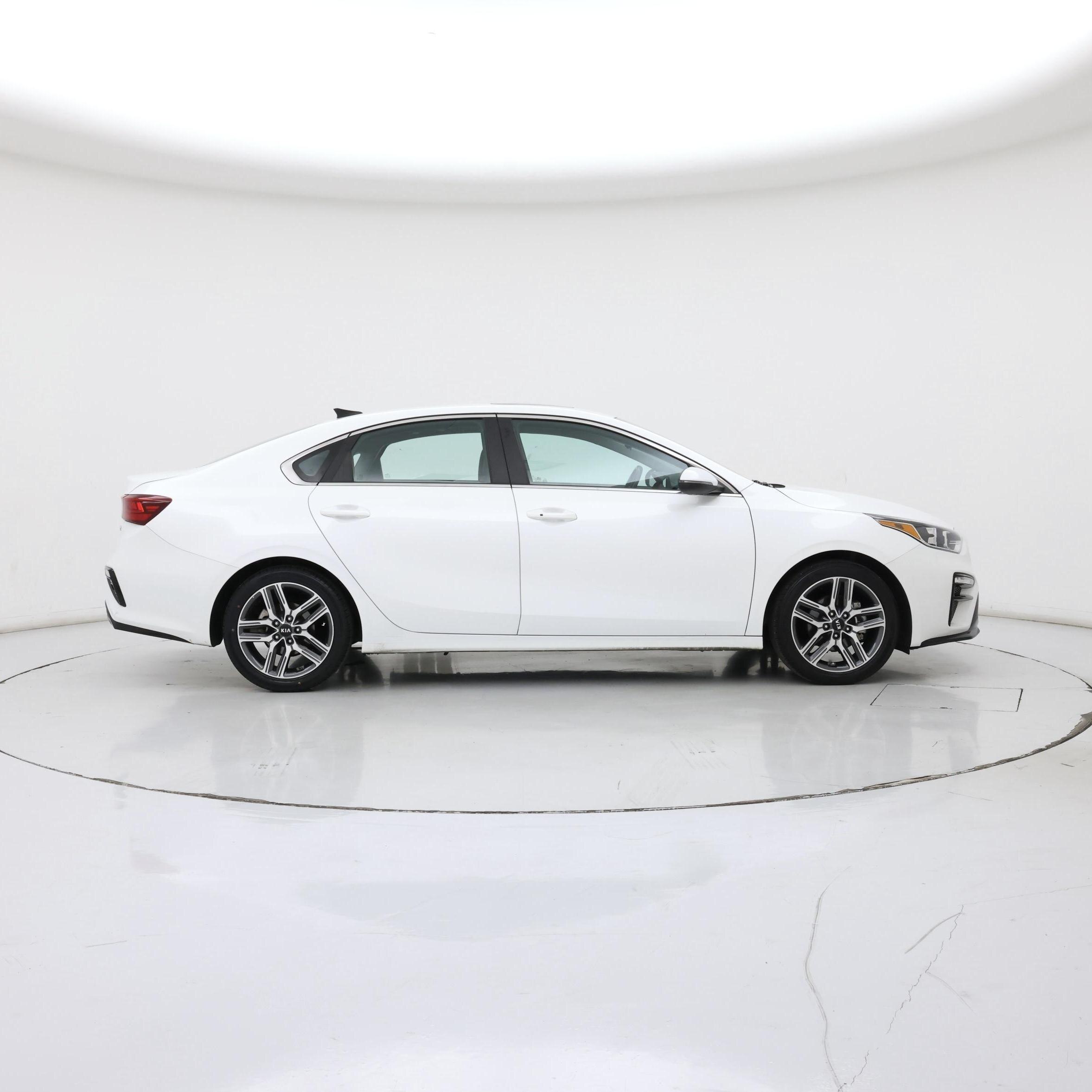 Thumbnail: 2021 Kia Forte - 7