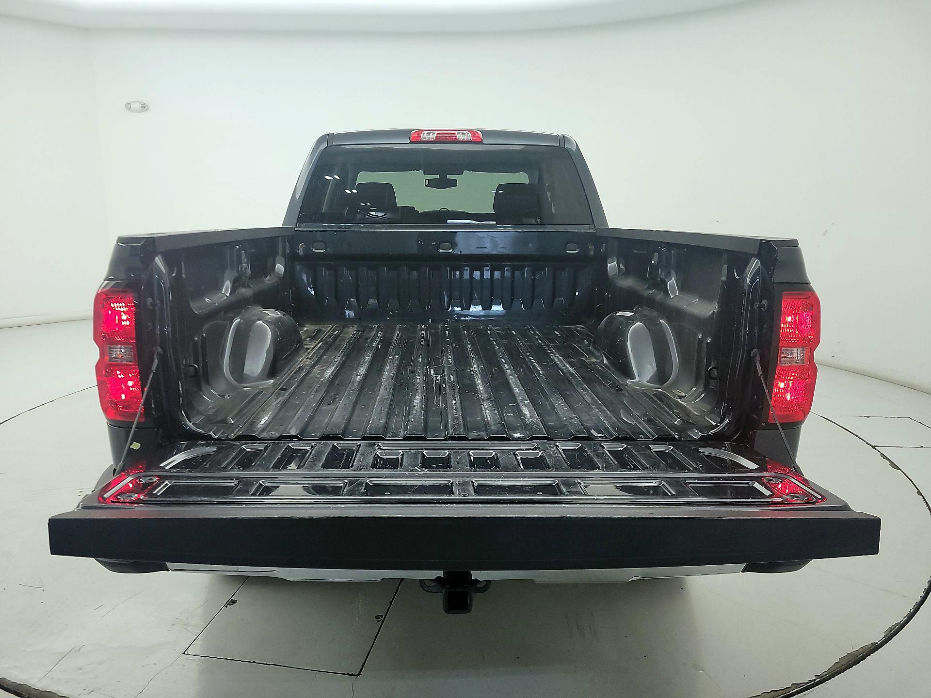 Thumbnail: 2019 Chevrolet Silverado 1500 - 19