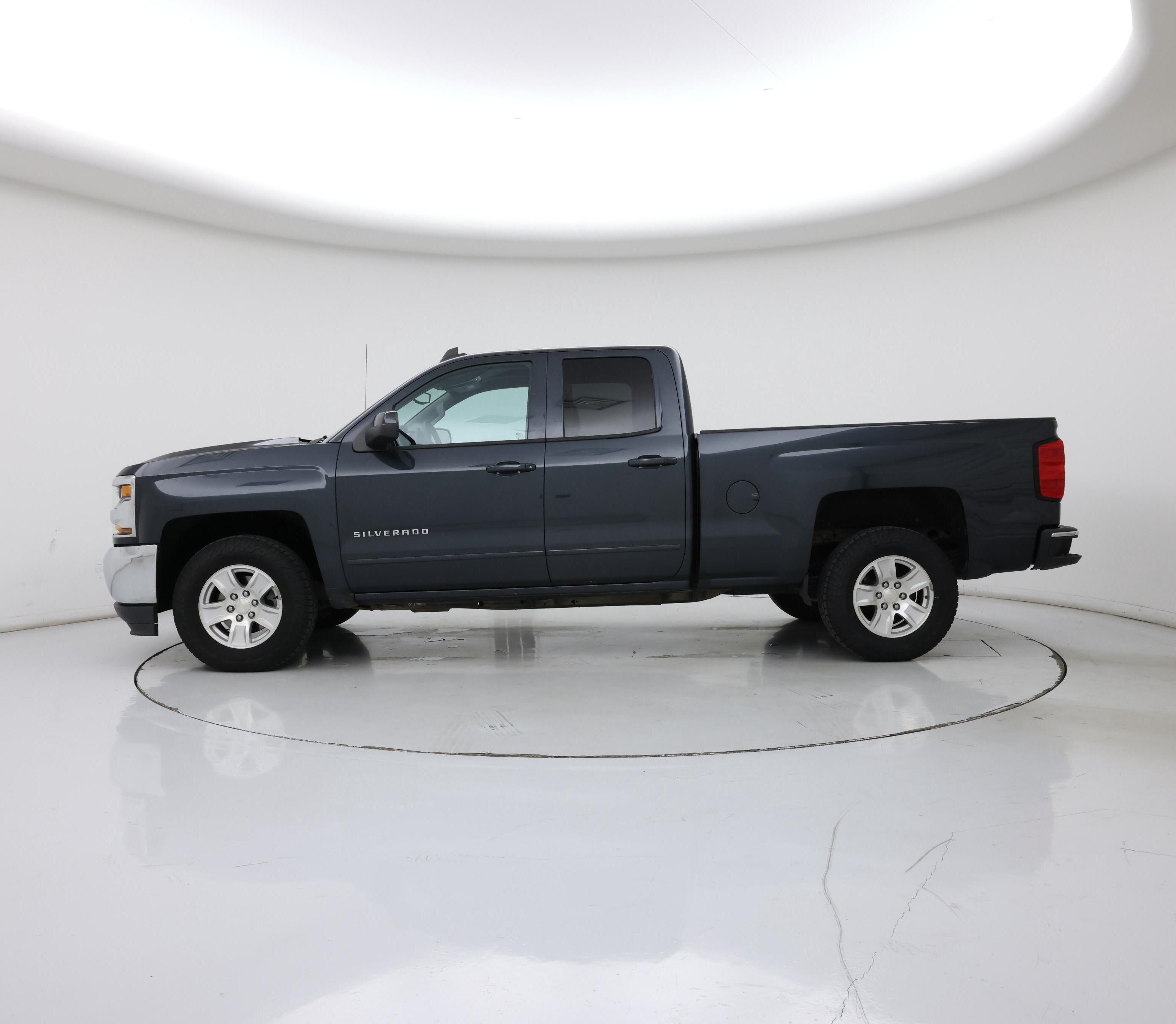 Thumbnail: 2019 Chevrolet Silverado 1500 - 3