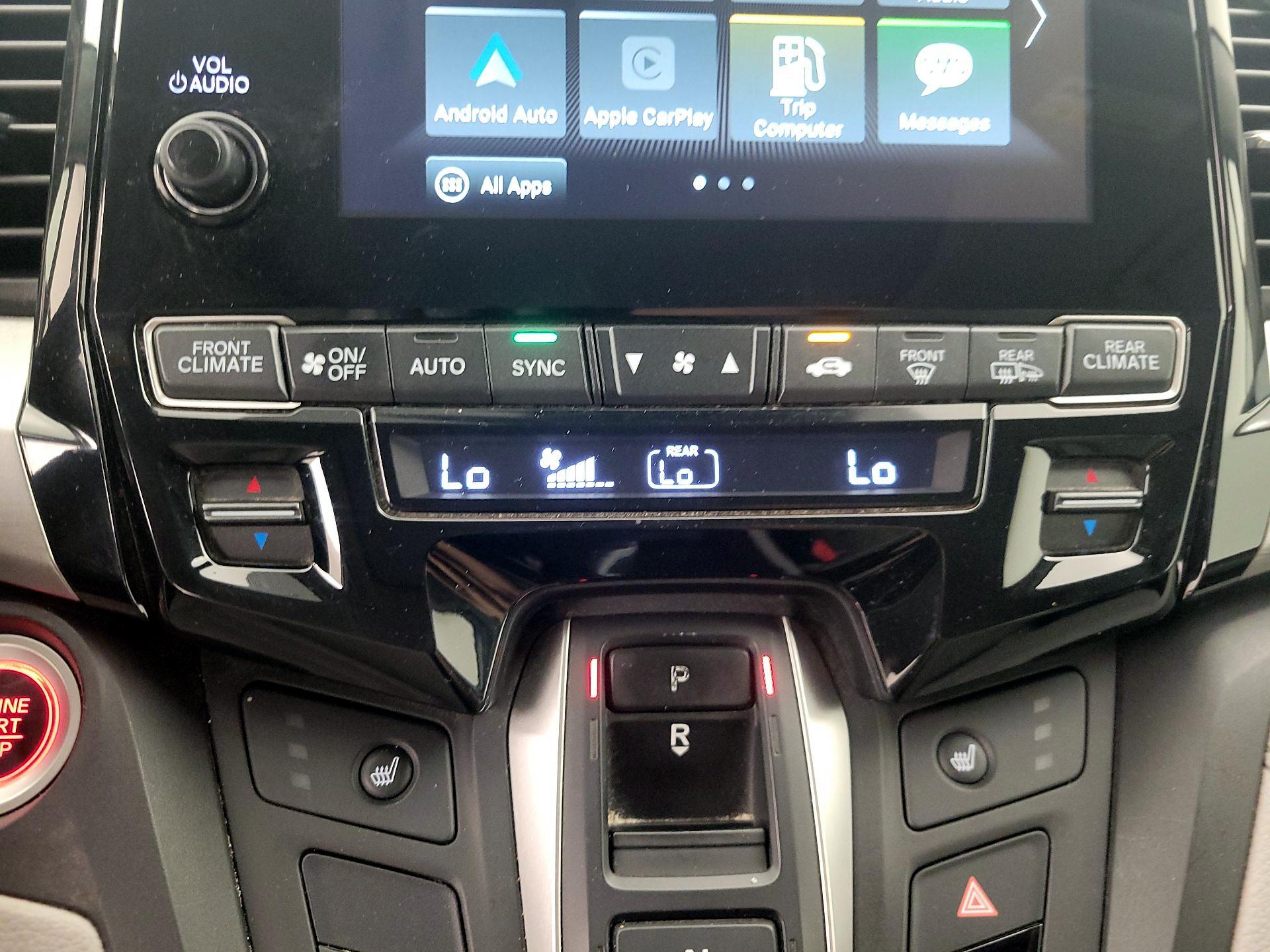 Thumbnail: 2018 Honda Odyssey - 16