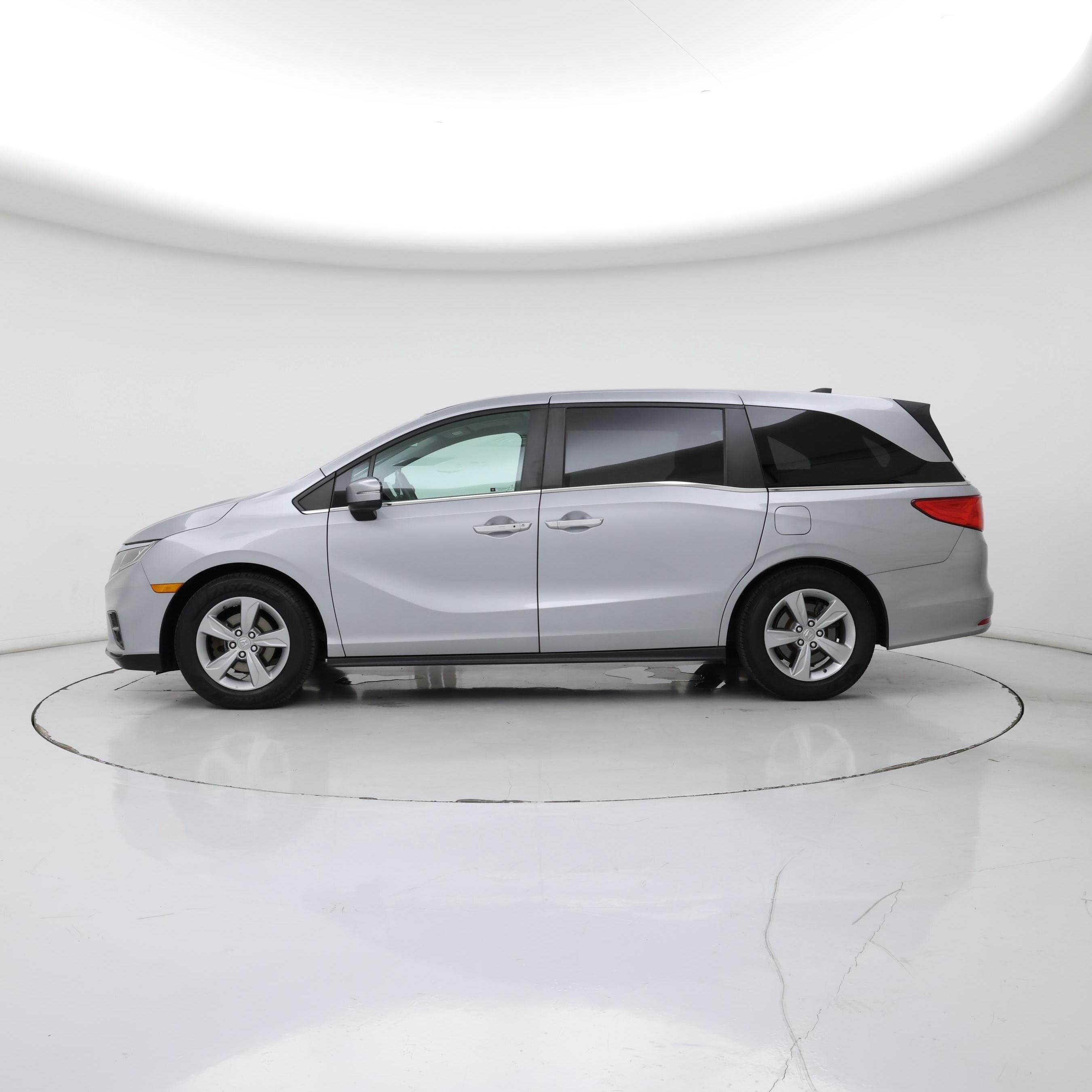 Thumbnail: 2018 Honda Odyssey - 3