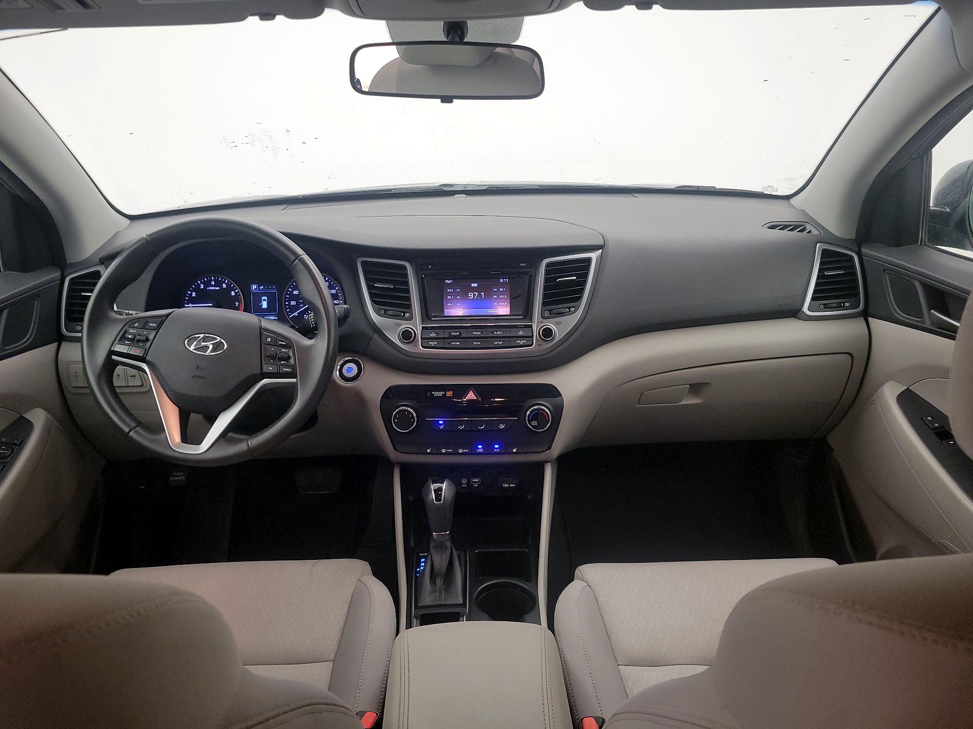 Thumbnail: 2017 Hyundai Tucson - 9
