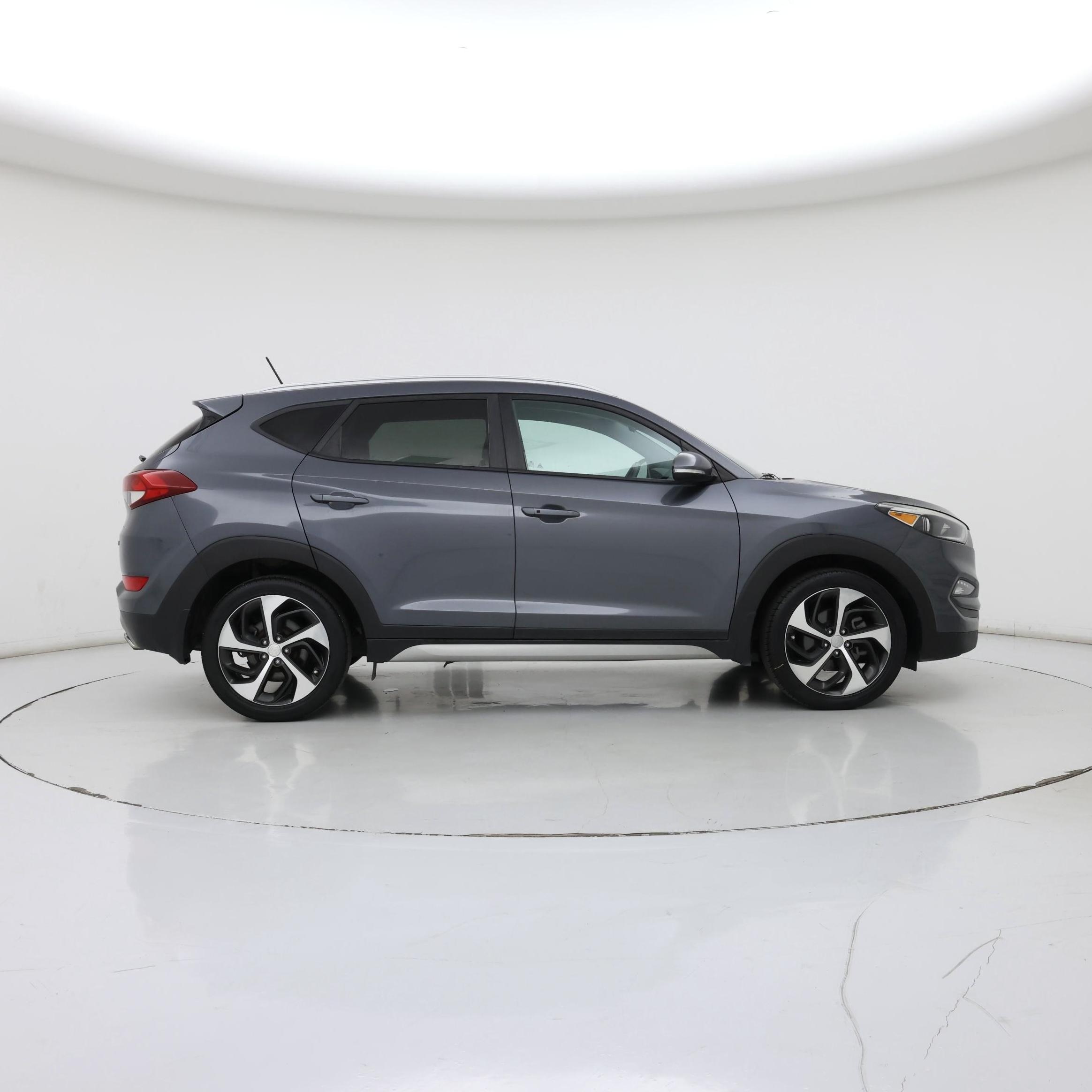 Thumbnail: 2017 Hyundai Tucson - 7