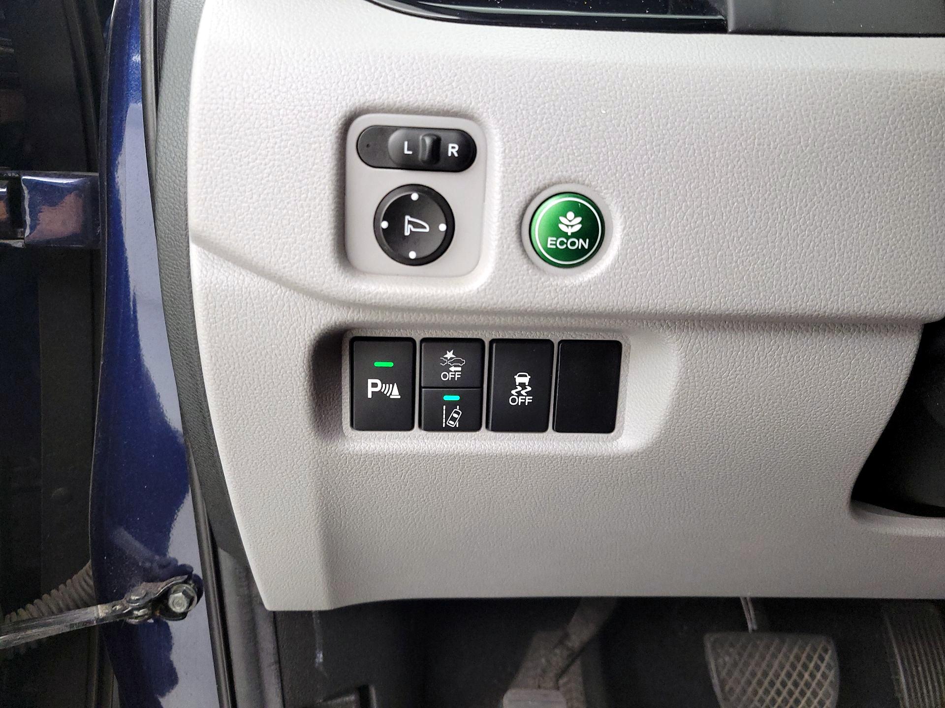 Thumbnail: 2019 Honda Pilot - 13