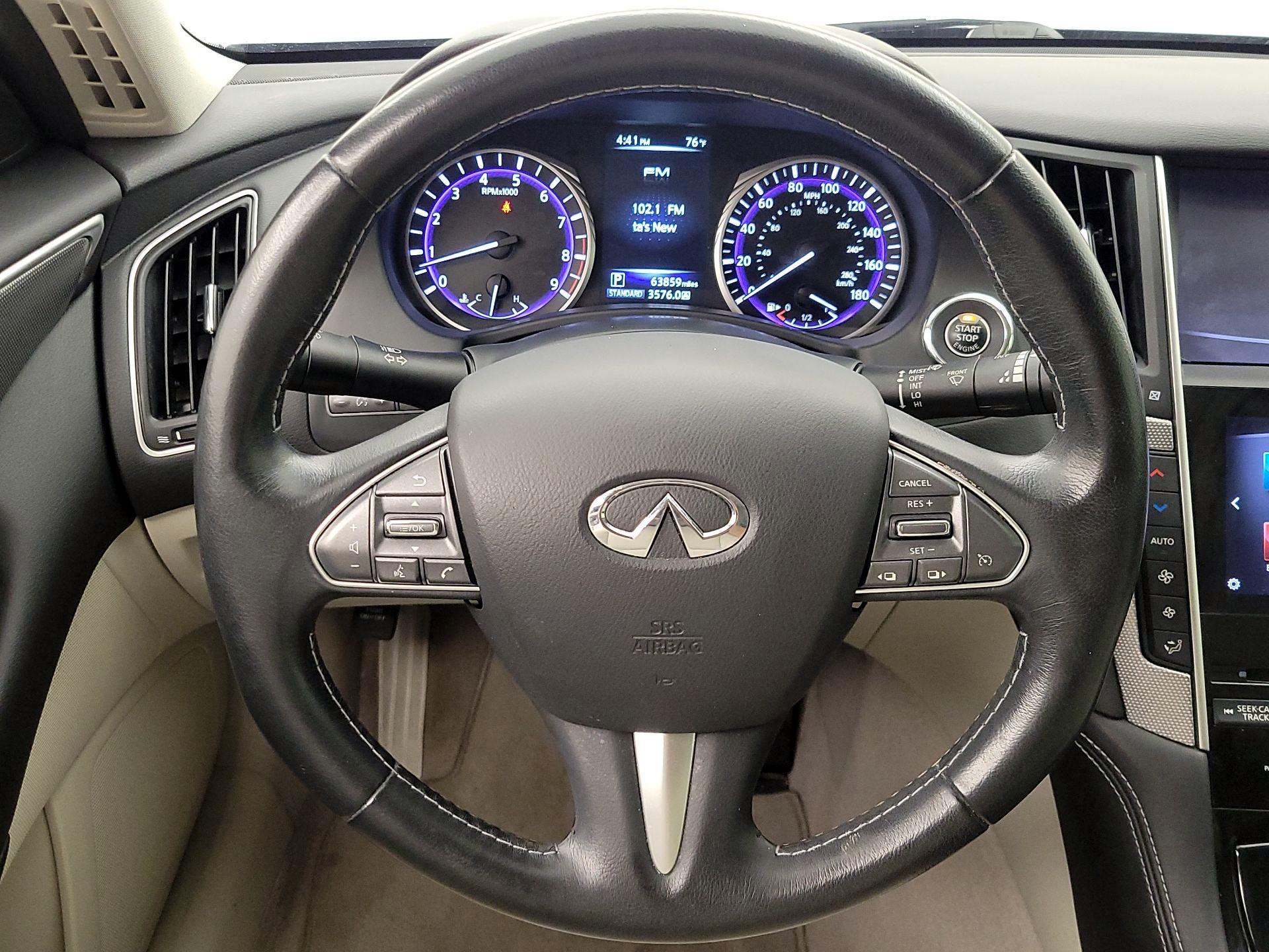 Thumbnail: 2015 INFINITI Q50 - 10