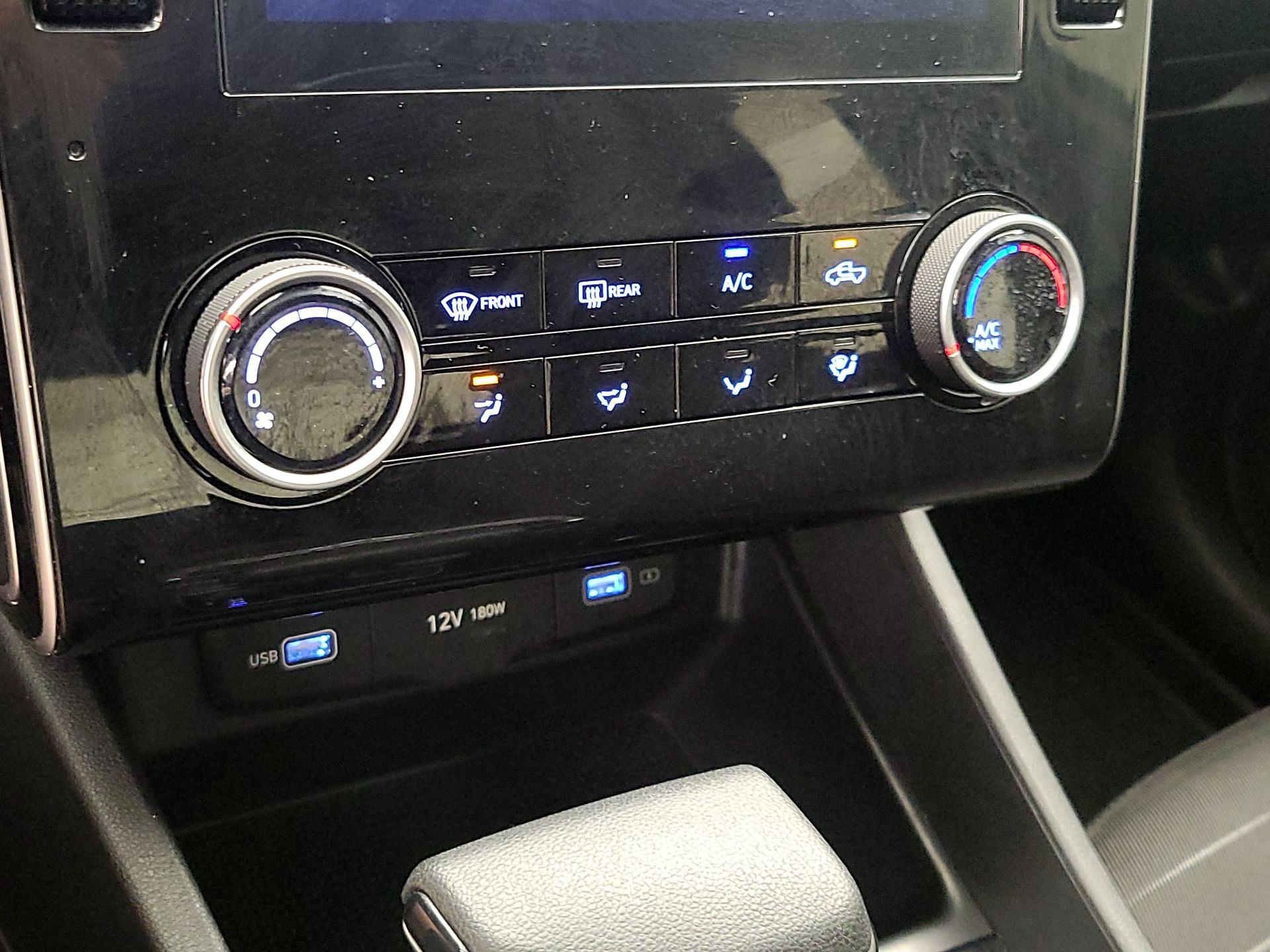 Thumbnail: 2023 Hyundai Santa Cruz - 16